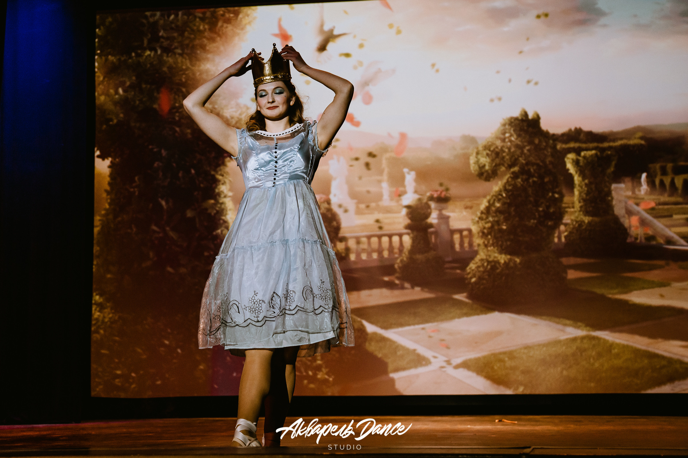 Алиса в стране чудес. Свадебный Семейный Репортажный фотограф в Москве