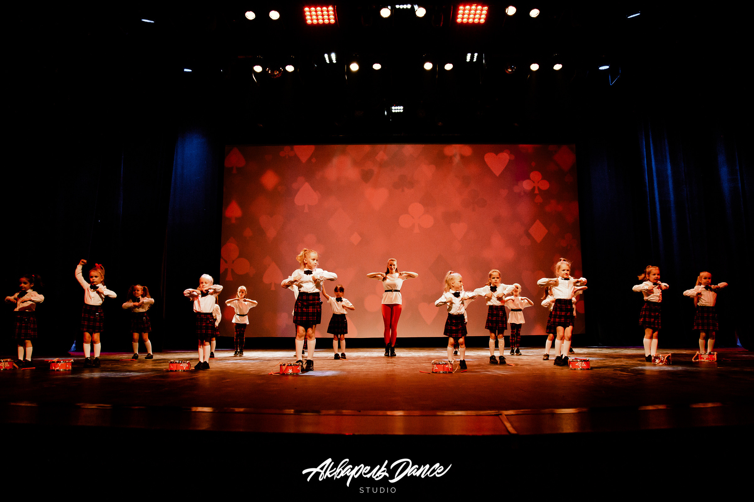 Алиса в стране чудес. Свадебный Семейный Репортажный фотограф в Москве