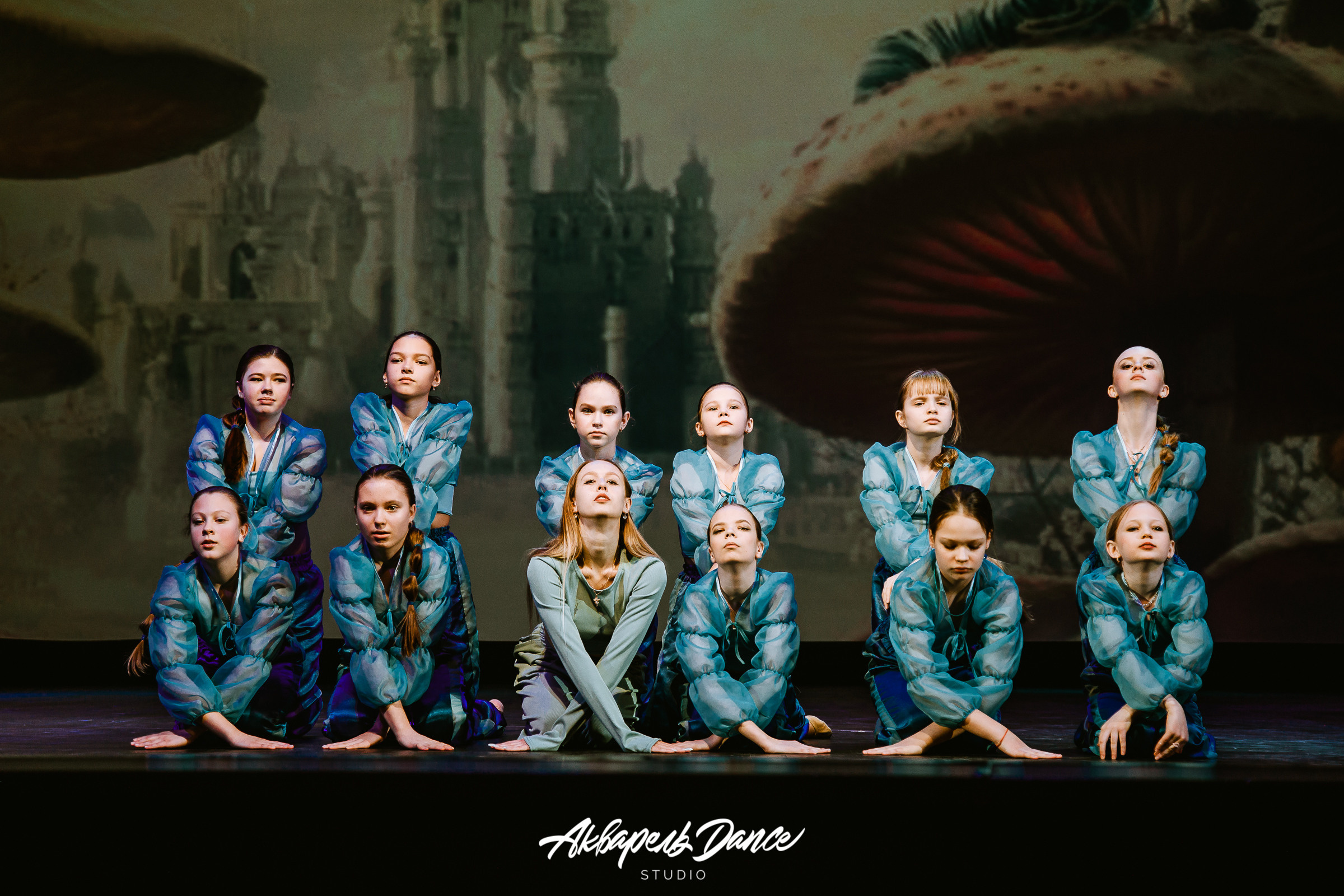 Алиса в стране чудес. Свадебный Семейный Репортажный фотограф в Москве