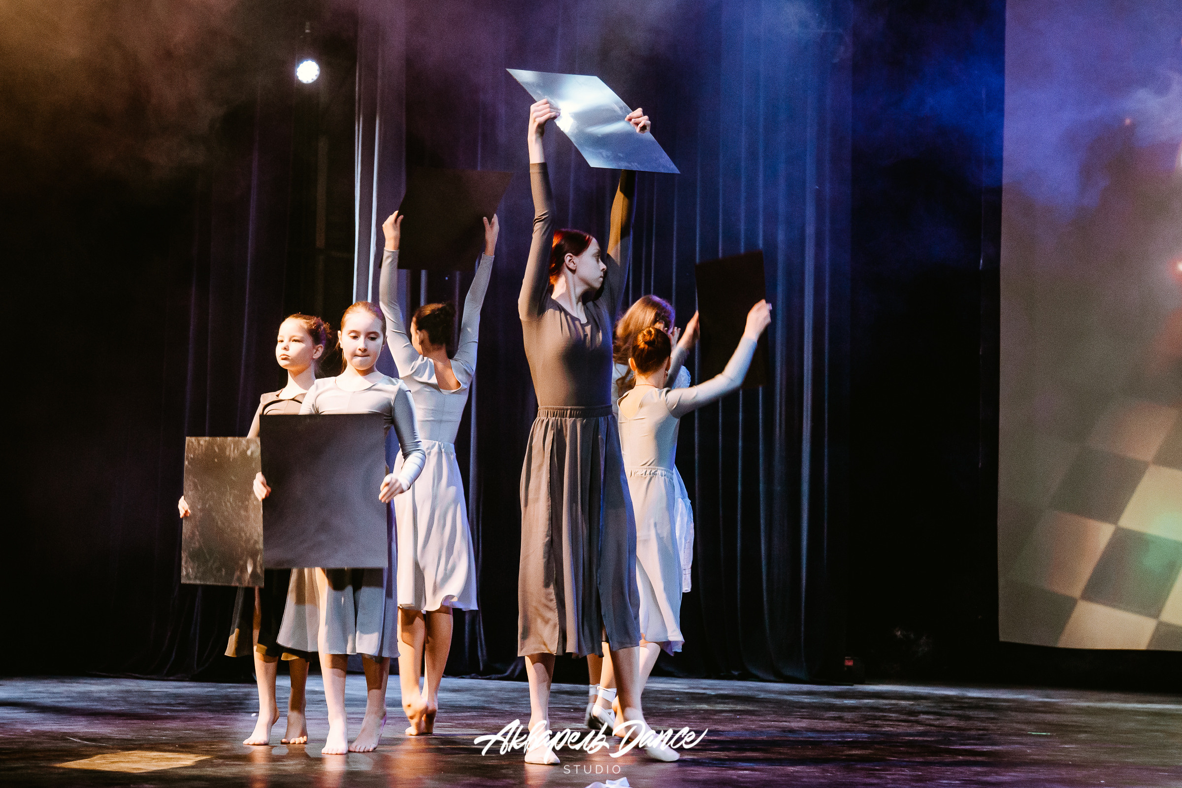 Алиса в стране чудес. Свадебный Семейный Репортажный фотограф в Москве