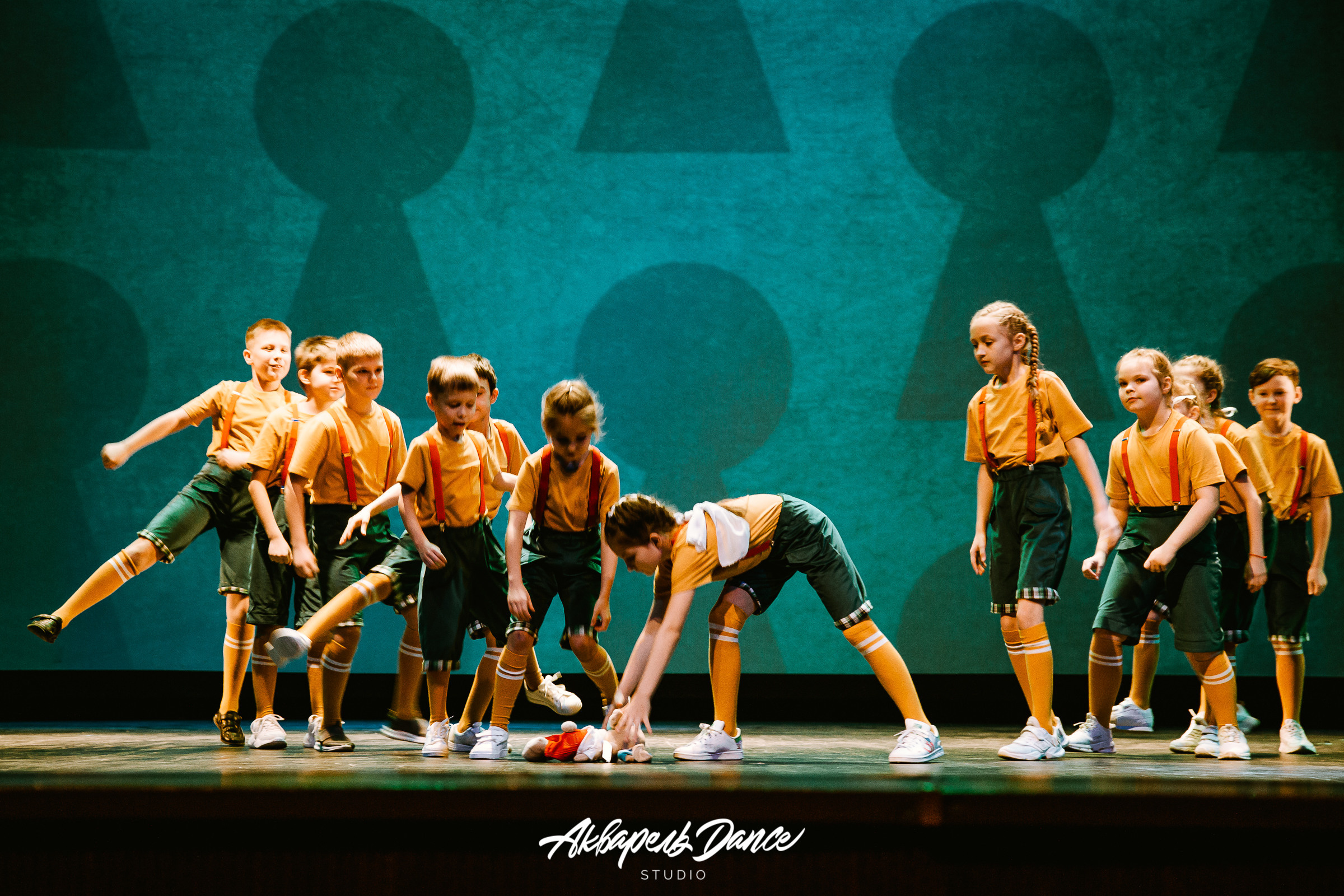 Алиса в стране чудес. Свадебный Семейный Репортажный фотограф в Москве