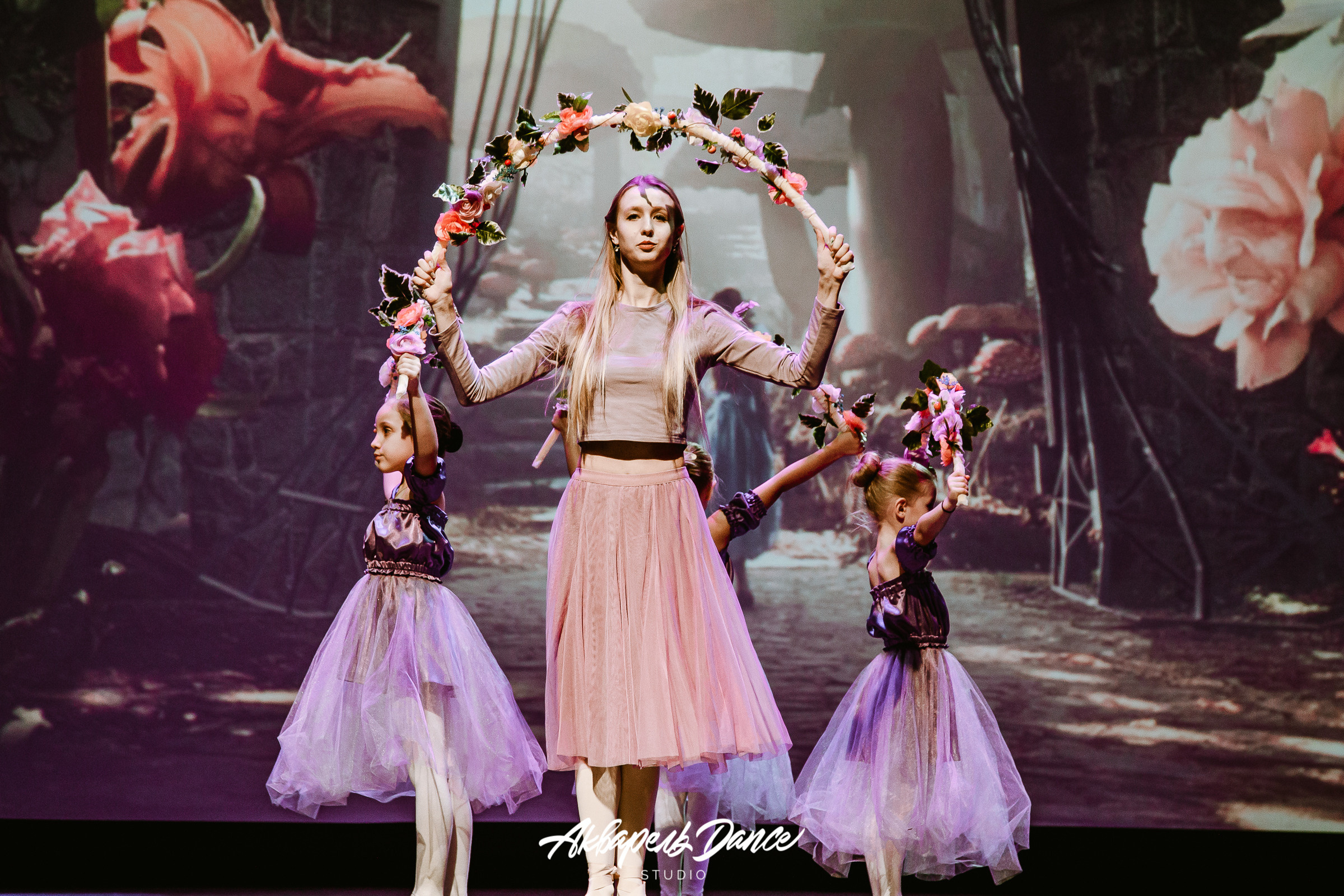 Алиса в стране чудес. Свадебный Семейный Репортажный фотограф в Москве