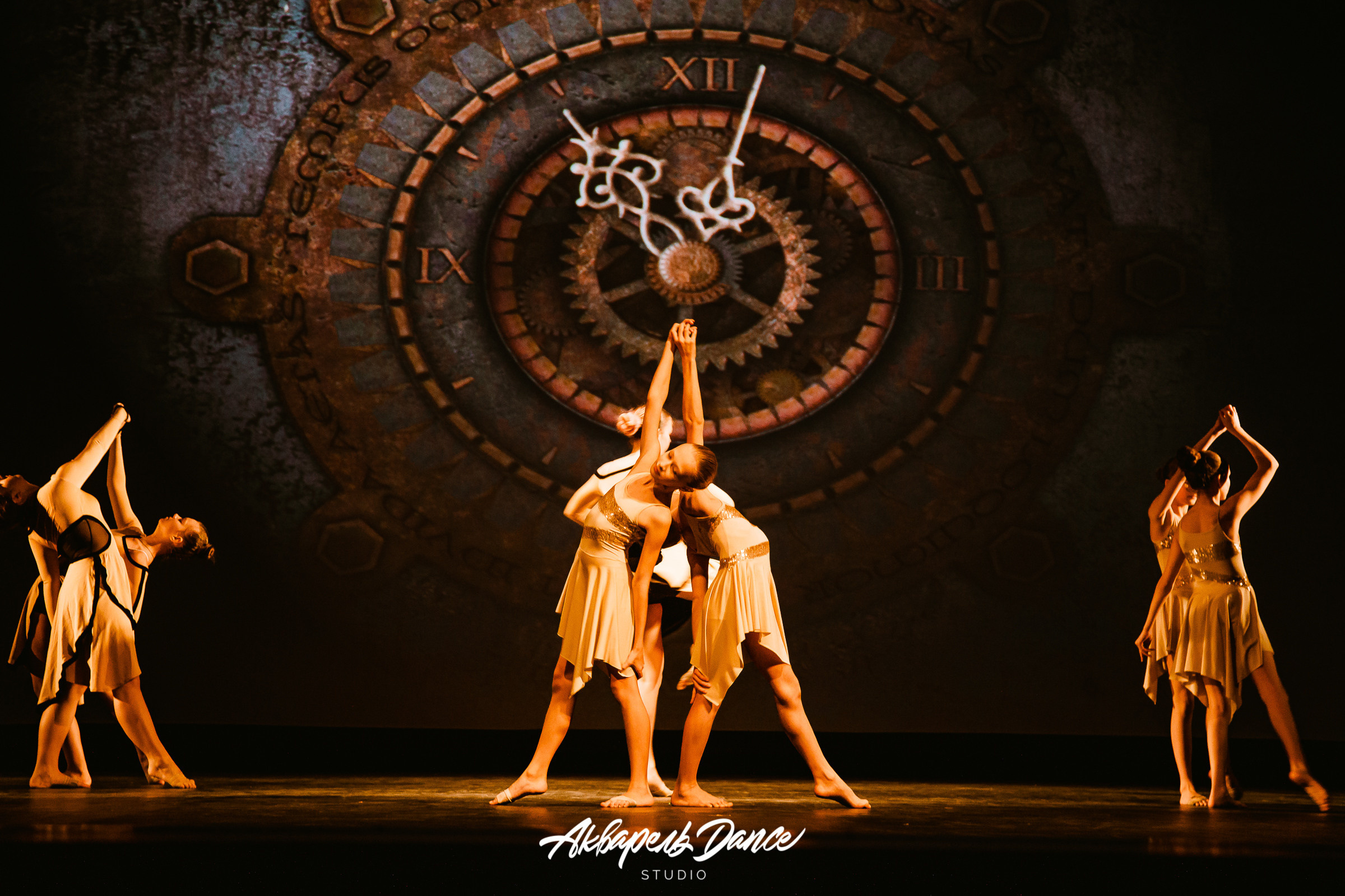 Алиса в стране чудес. Свадебный Семейный Репортажный фотограф в Москве