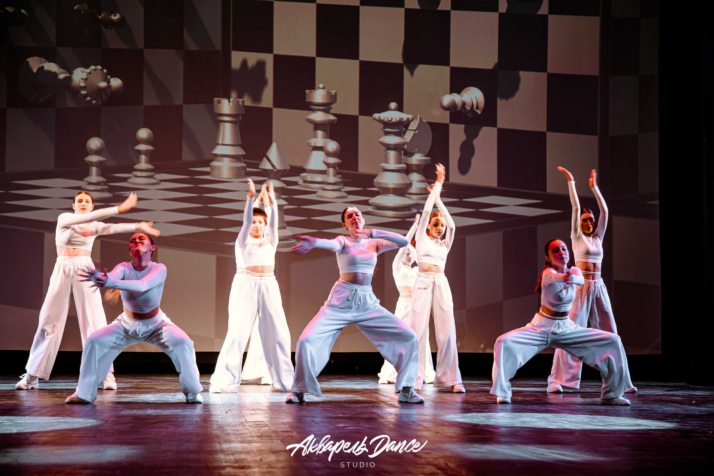 Алиса в стране чудес. Свадебный Семейный Репортажный фотограф в Москве