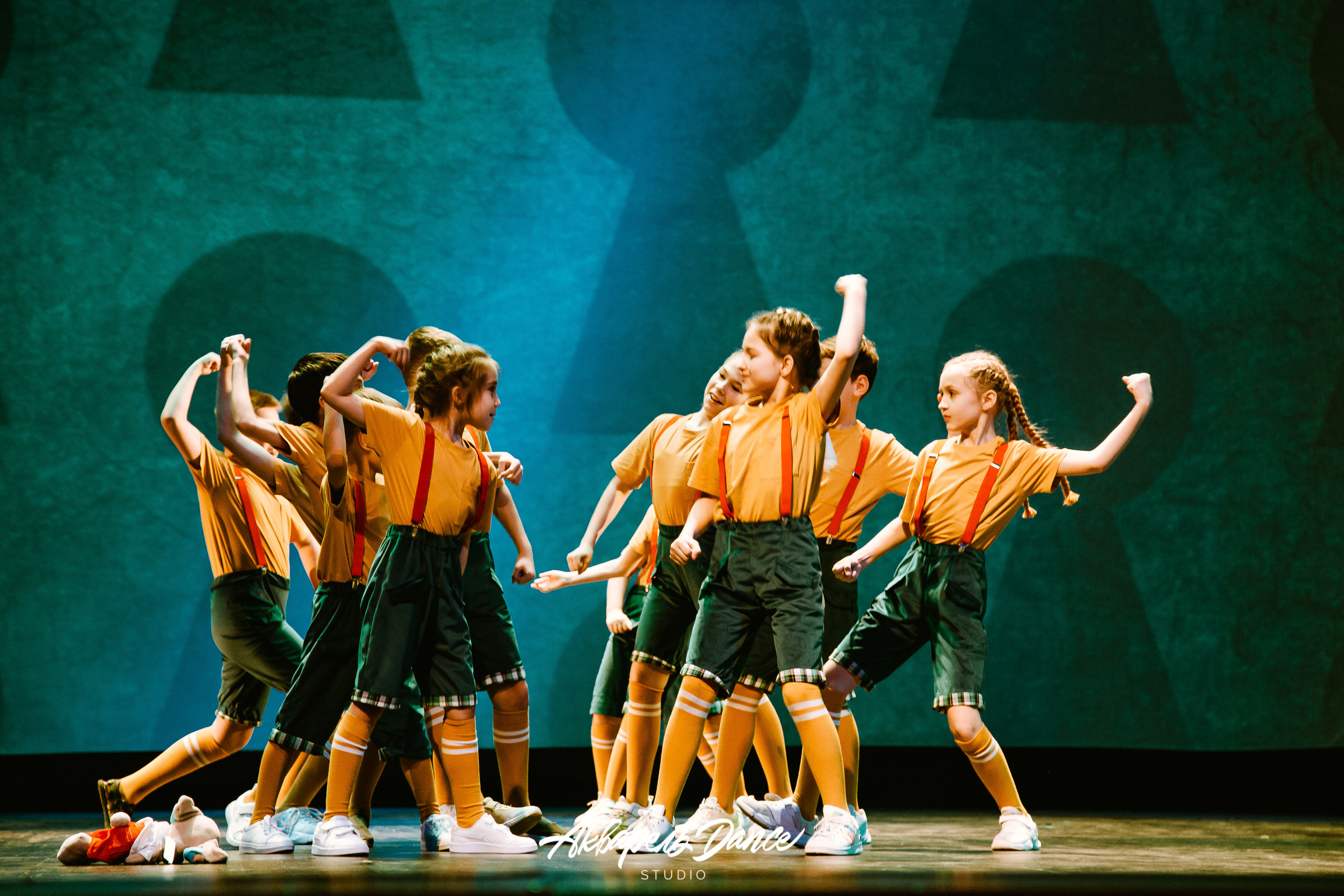 Алиса в стране чудес. Свадебный Семейный Репортажный фотограф в Москве