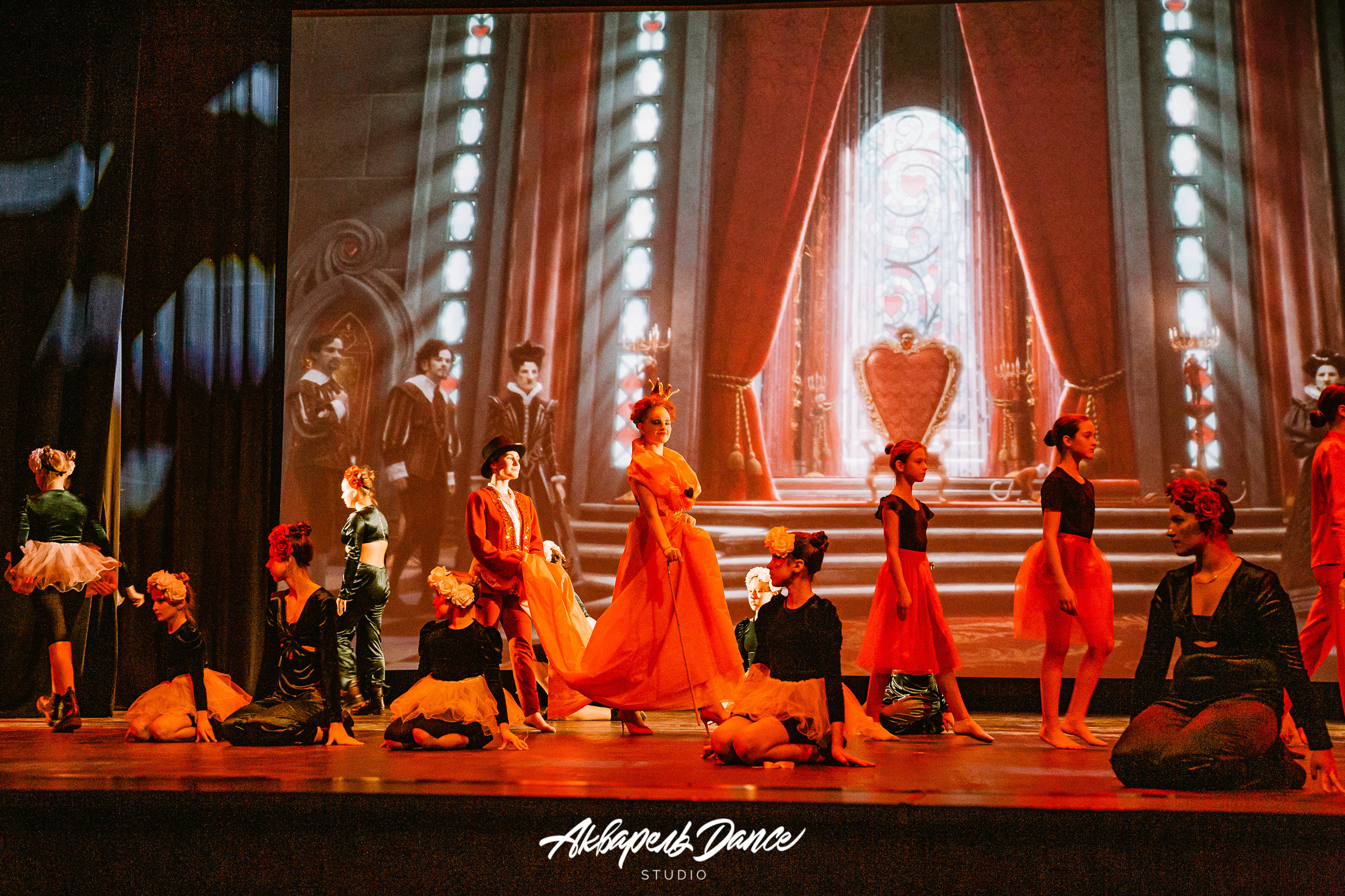 Алиса в стране чудес. Свадебный Семейный Репортажный фотограф в Москве