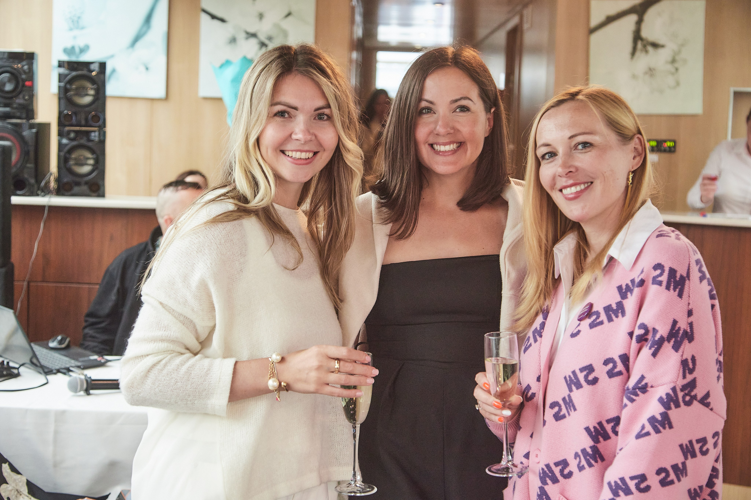 Репортажная съёмка на теплоходе. Екатерина Осипова — профессиональный фотограф в Москве