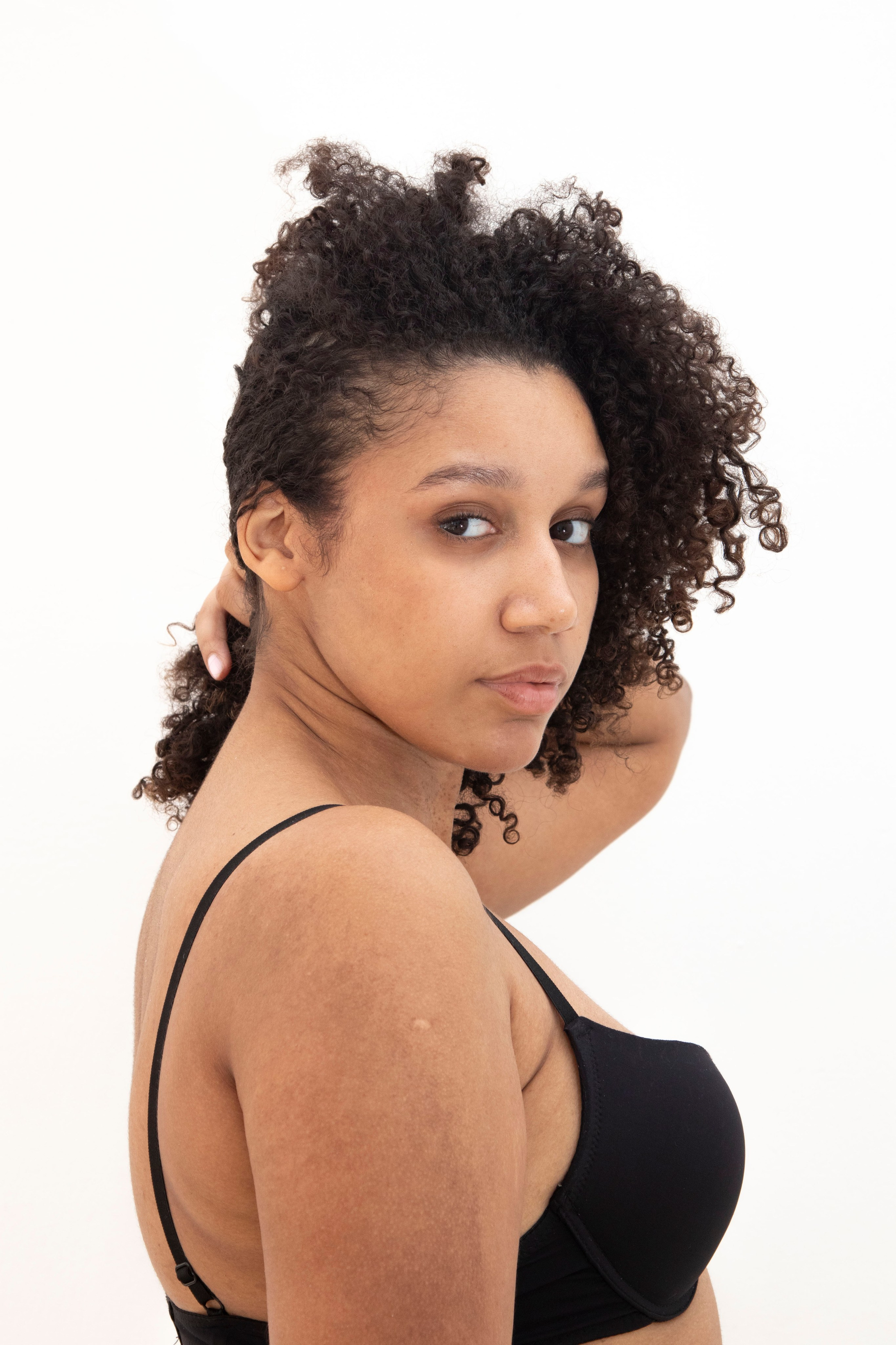 Ольга. Фотограф для брендов Любовь Батина (Спб/Мск)