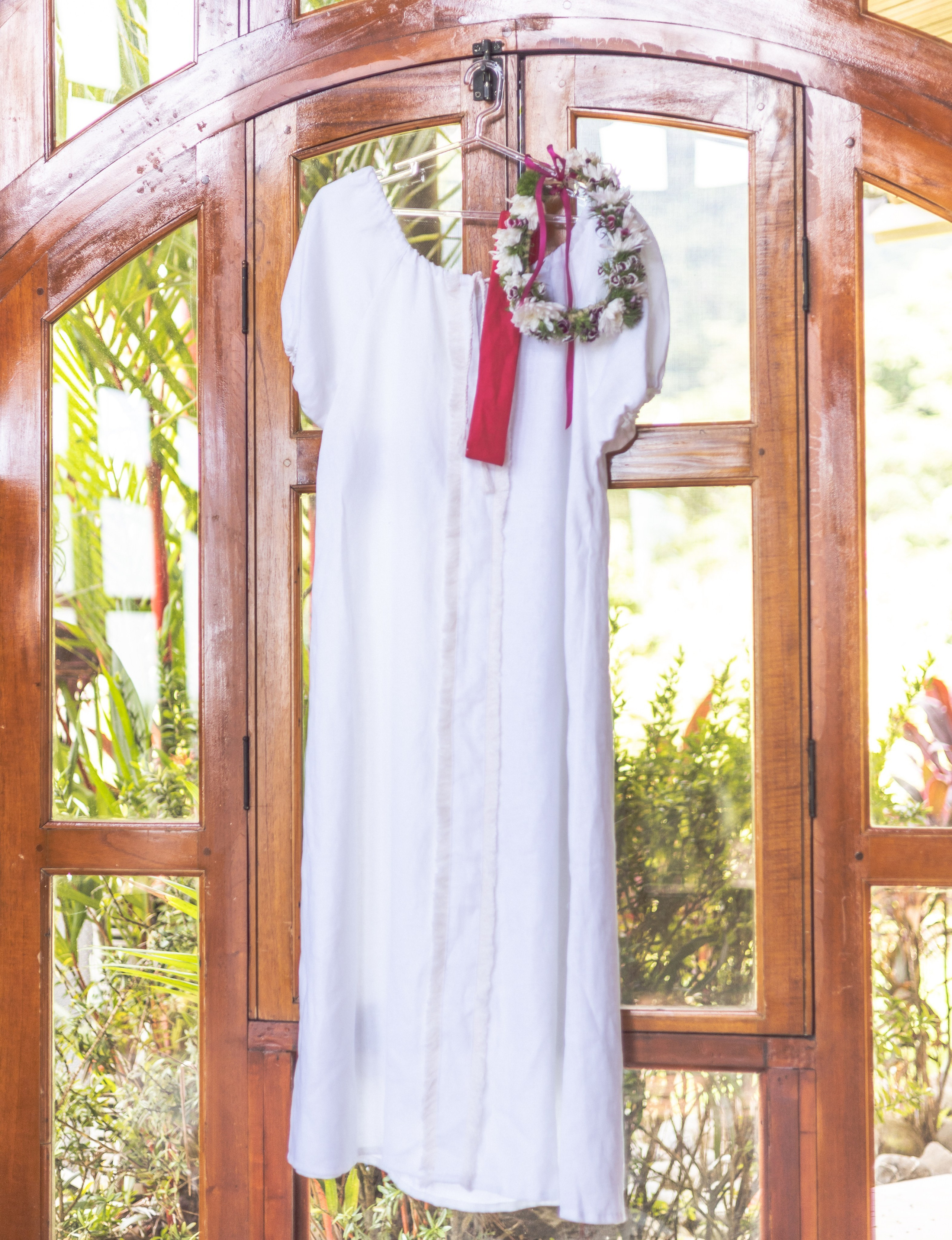 Soul wedding with a nature connection. Family, portrait, content photo in Costa Rica Evgeniya Besprozvannykh