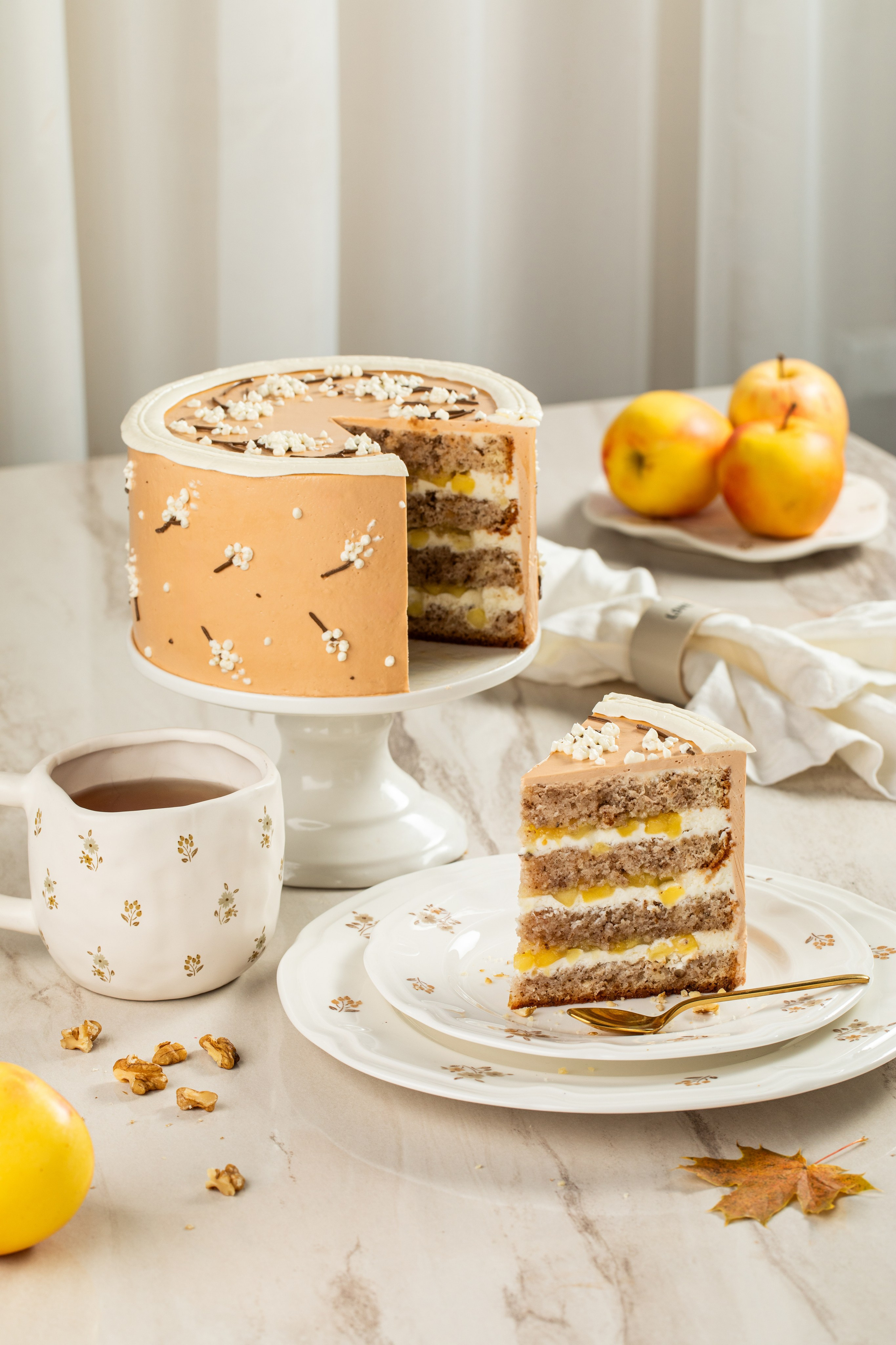 Cake Pro School. Фудфотограф, фудстилист и сет дизайнер в Москве Алена Синицына