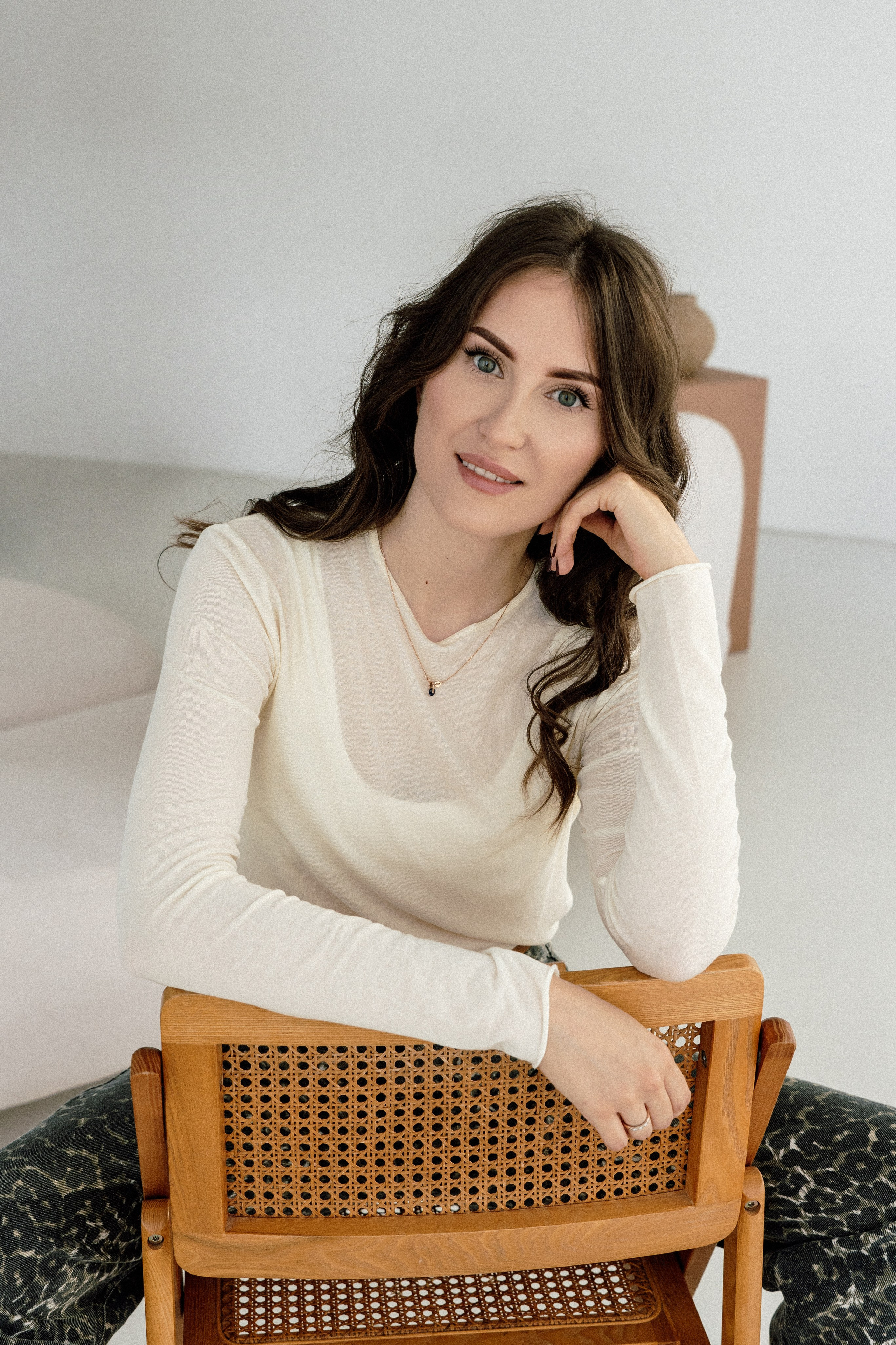 Настя (студийная фотосессия в сентябре). Ваш семейный фотограф в Минске — Вика Трегубова