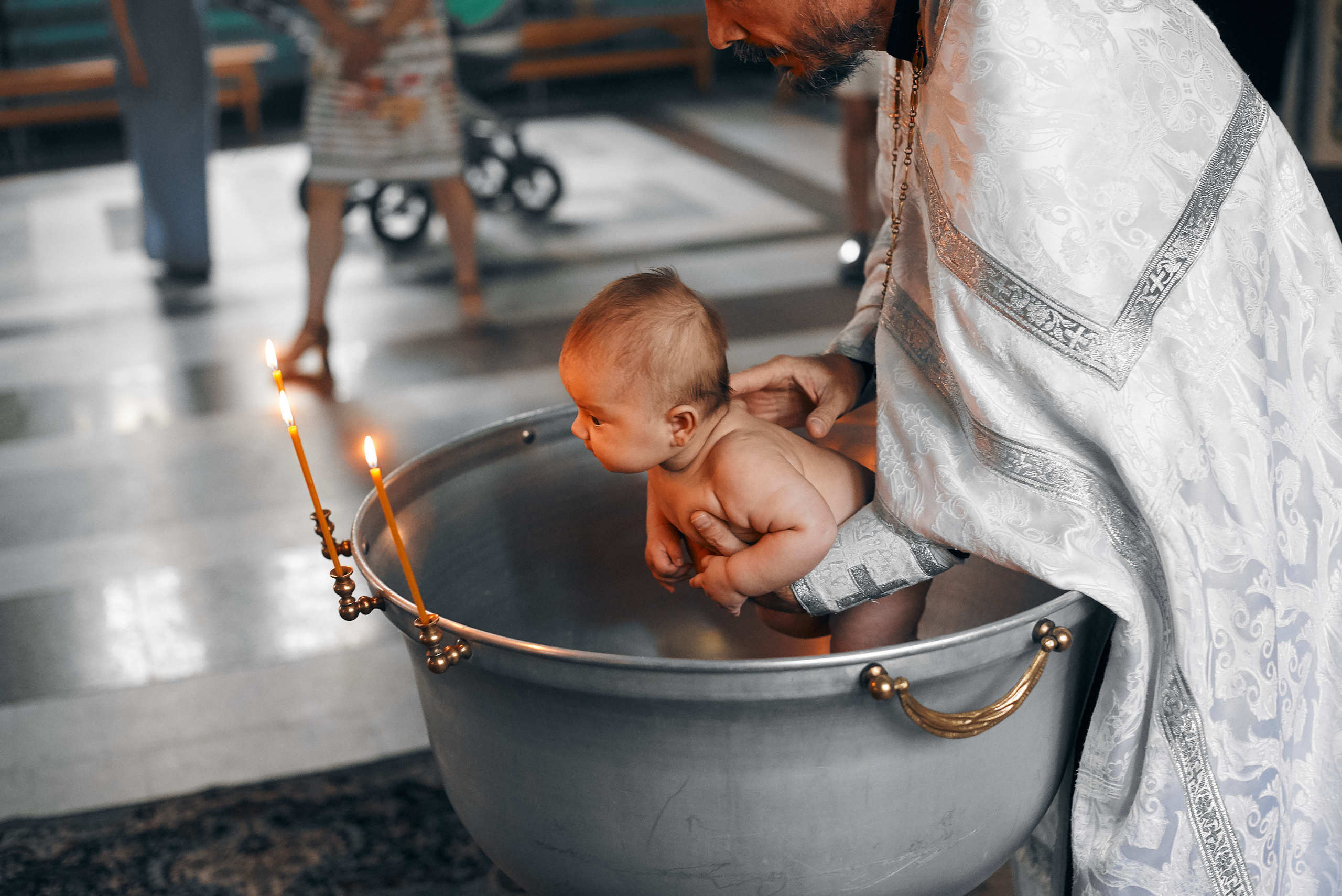 Фотосъёмка крещения. Артём Савиных — профессиональный фотограф в Москве | Репортажи, свадьбы, портреты