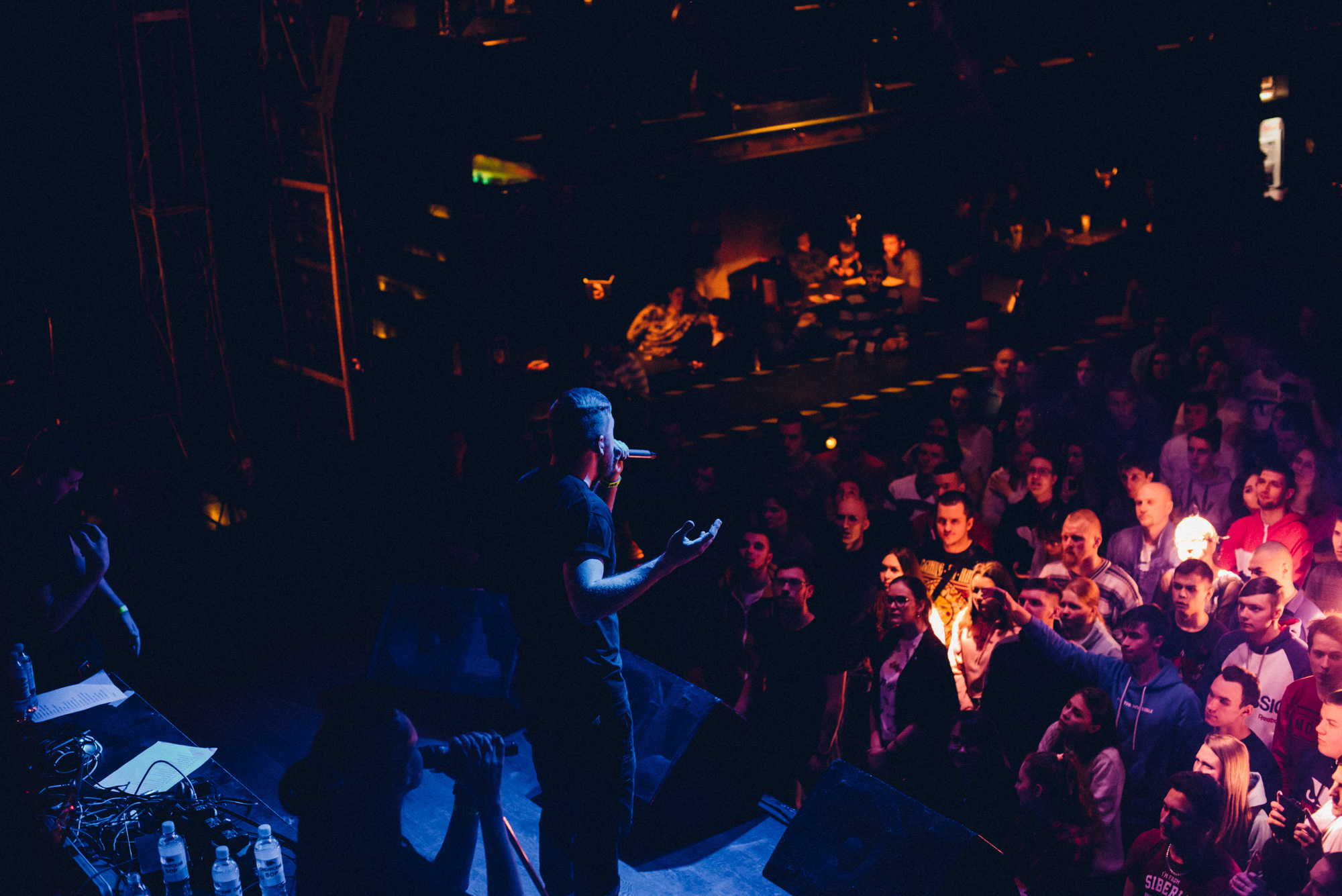 Съёмка концерта. Артём Савиных — профессиональный фотограф в Москве | Репортажи, свадьбы, портреты