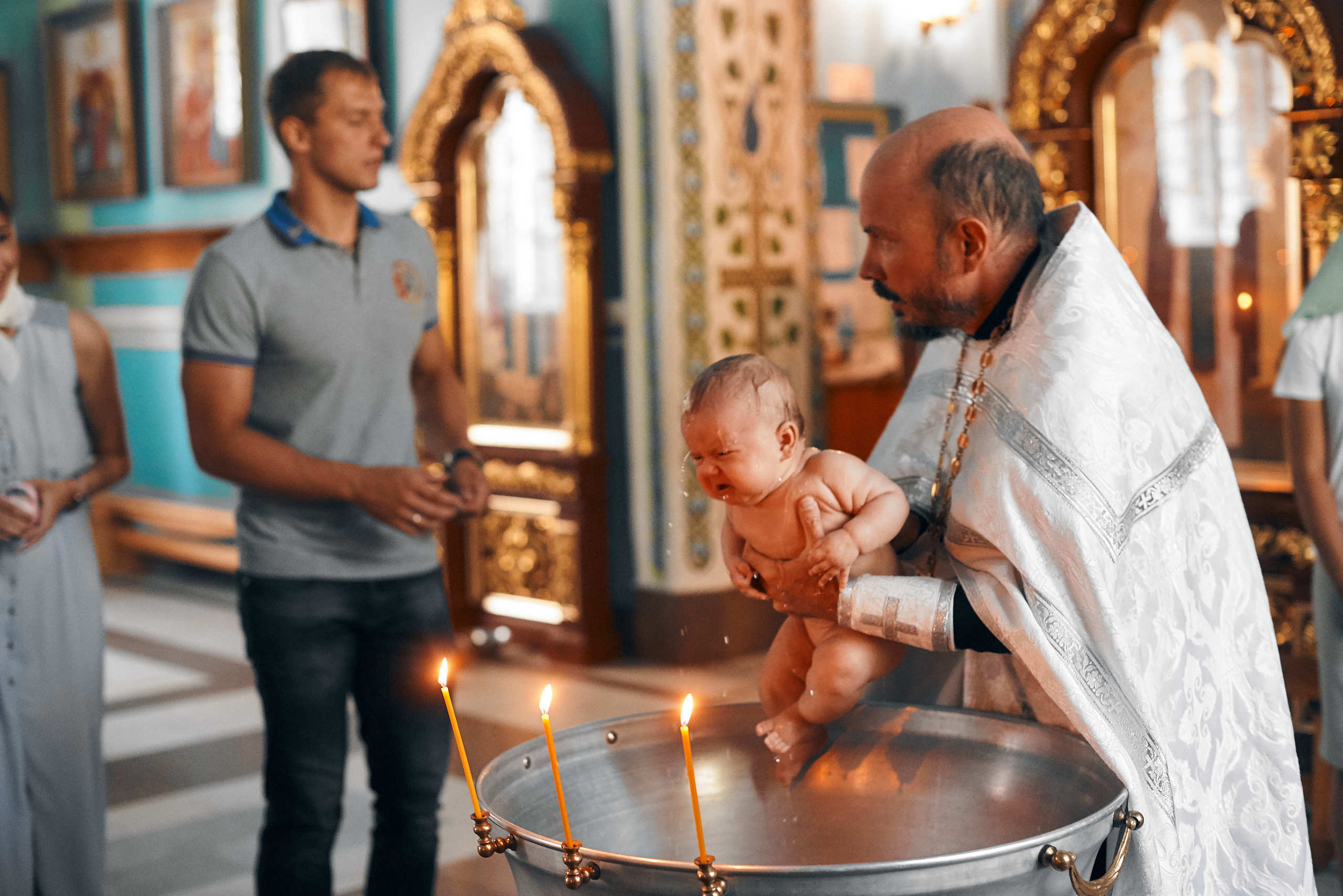Фотосъёмка крещения. Артём Савиных — профессиональный фотограф в Москве | Репортажи, свадьбы, портреты