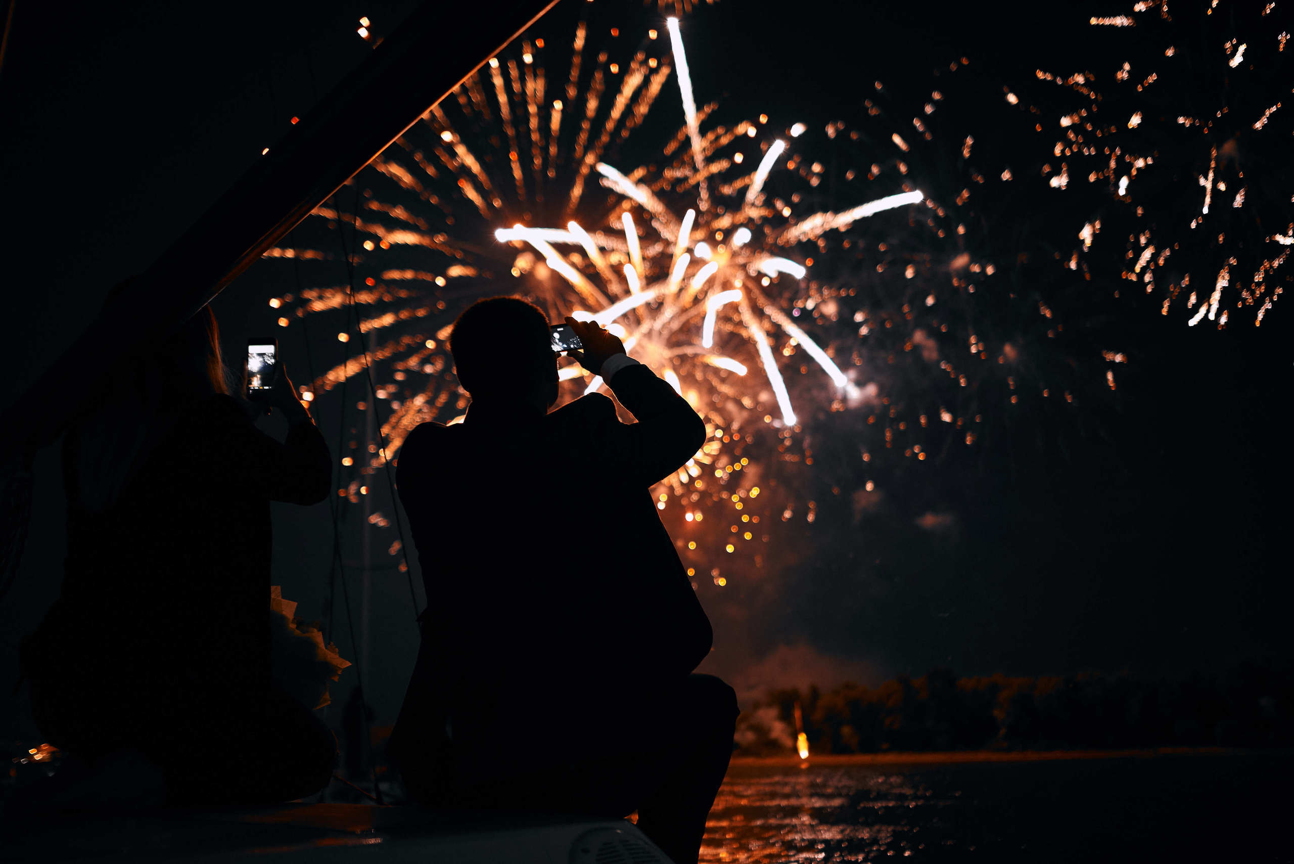 Отзывы клиентов о работе фотографа Артёма Савиных. Артём Савиных — профессиональный фотограф в Москве | Репортажи, свадьбы, портреты