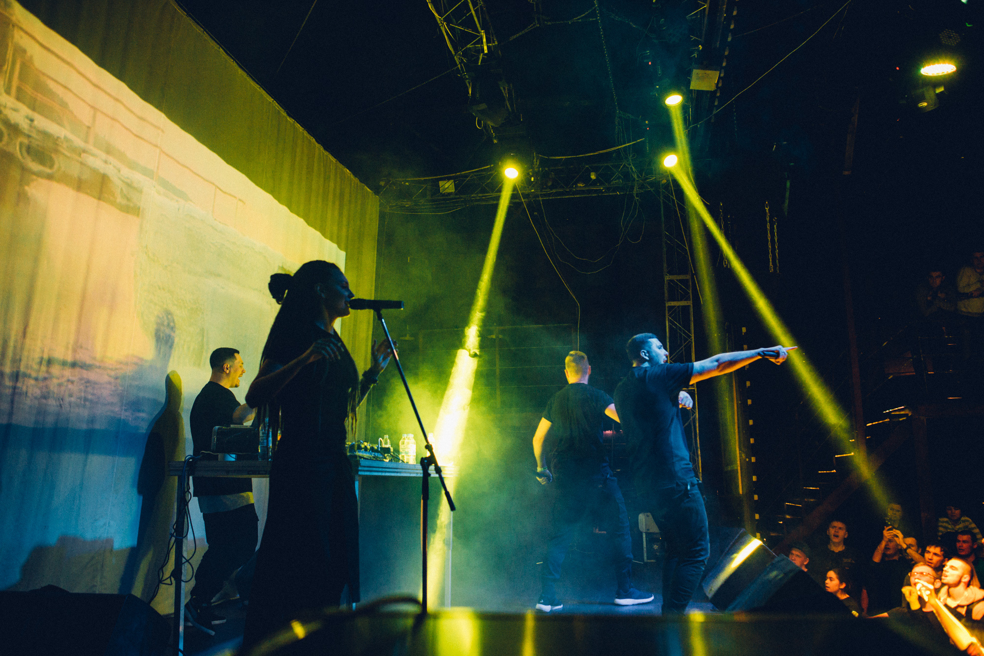 Съёмка концерта. Артём Савиных — профессиональный фотограф в Москве | Репортажи, свадьбы, портреты