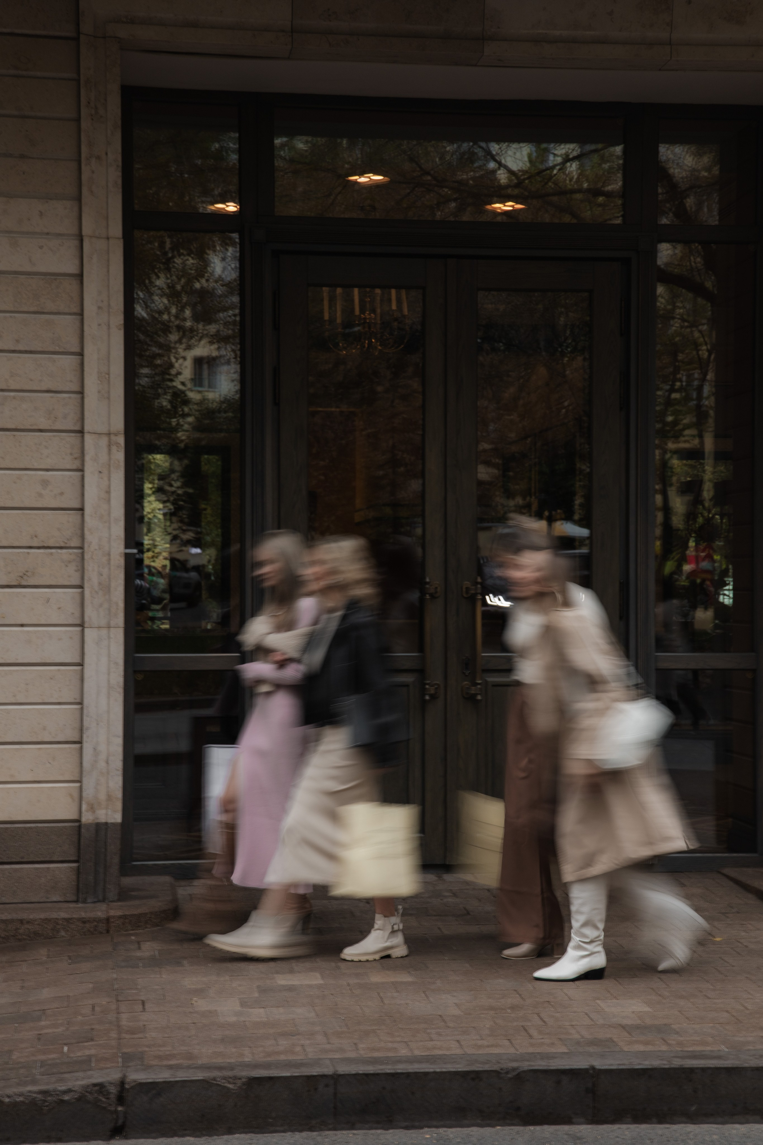 Girls in city. Женский и свадебный фотограф Москва Елизавета Перова