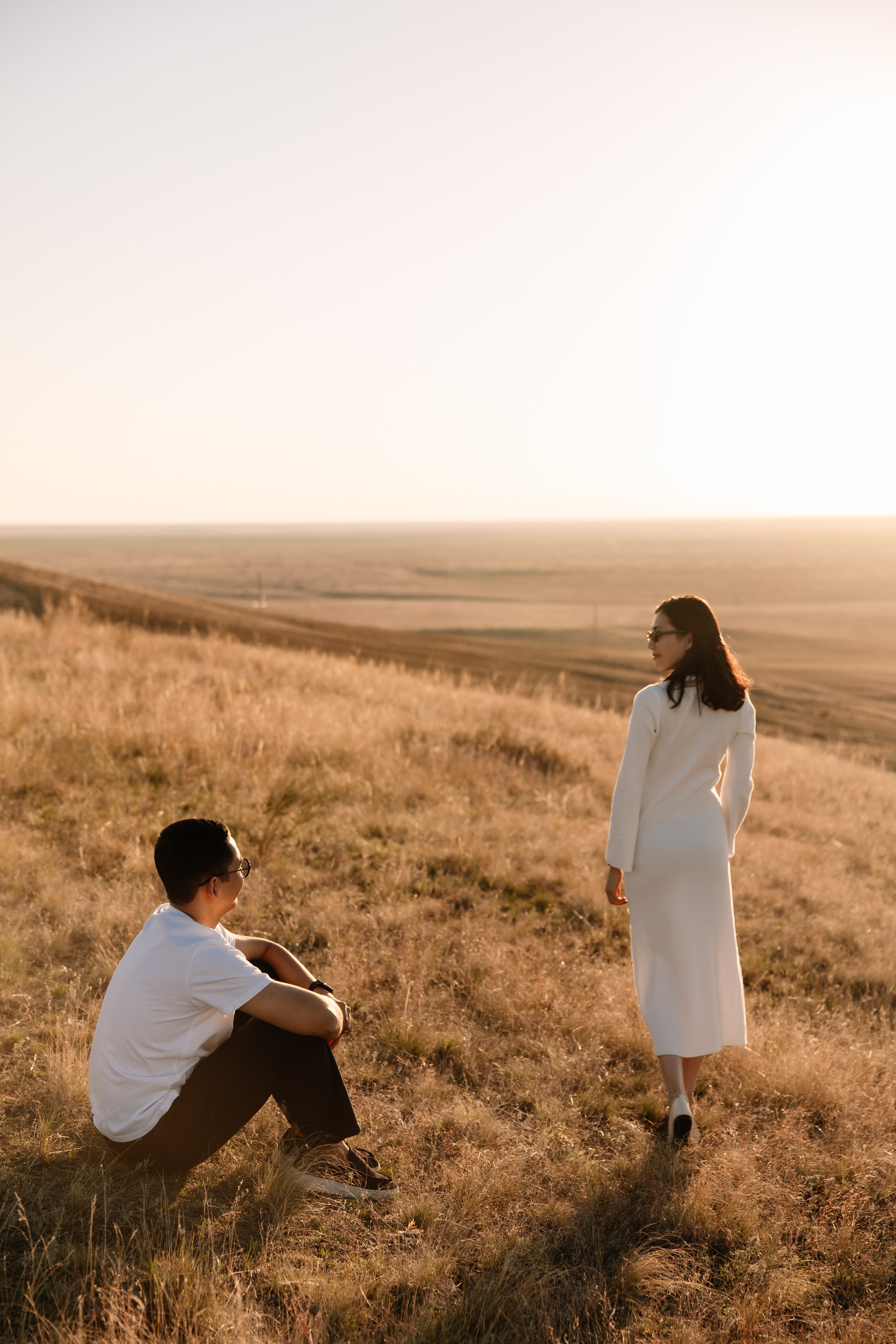 Предсвадебная фотосессия Нарана и Юлии. Свадебный и семейный фотограф в Элисте Лиджик Сарлов