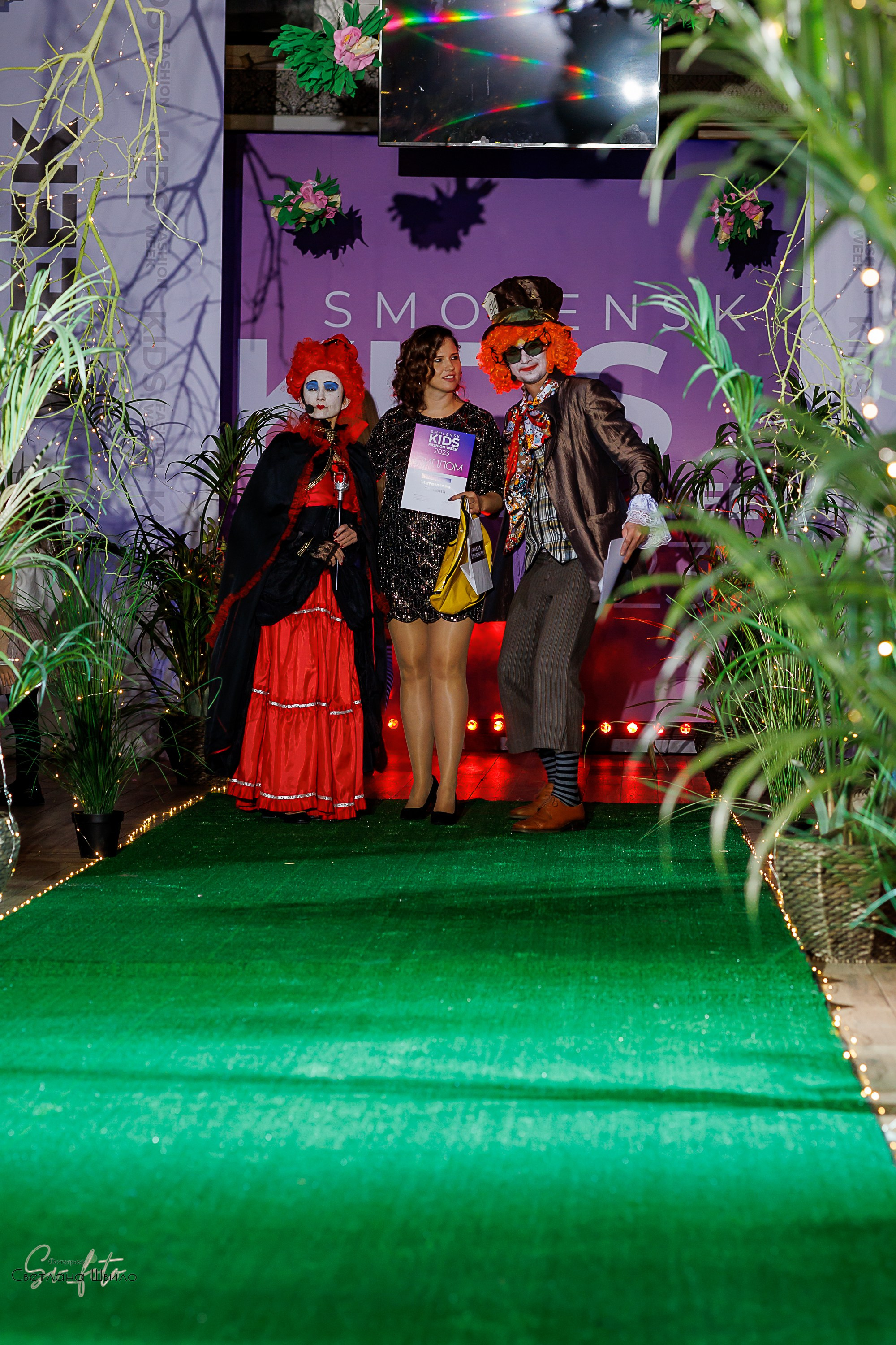 Smolensk Fashion Week_показы_ДЕНЬ 3_ФИНАЛ_Алиса в стране чудес. Главная