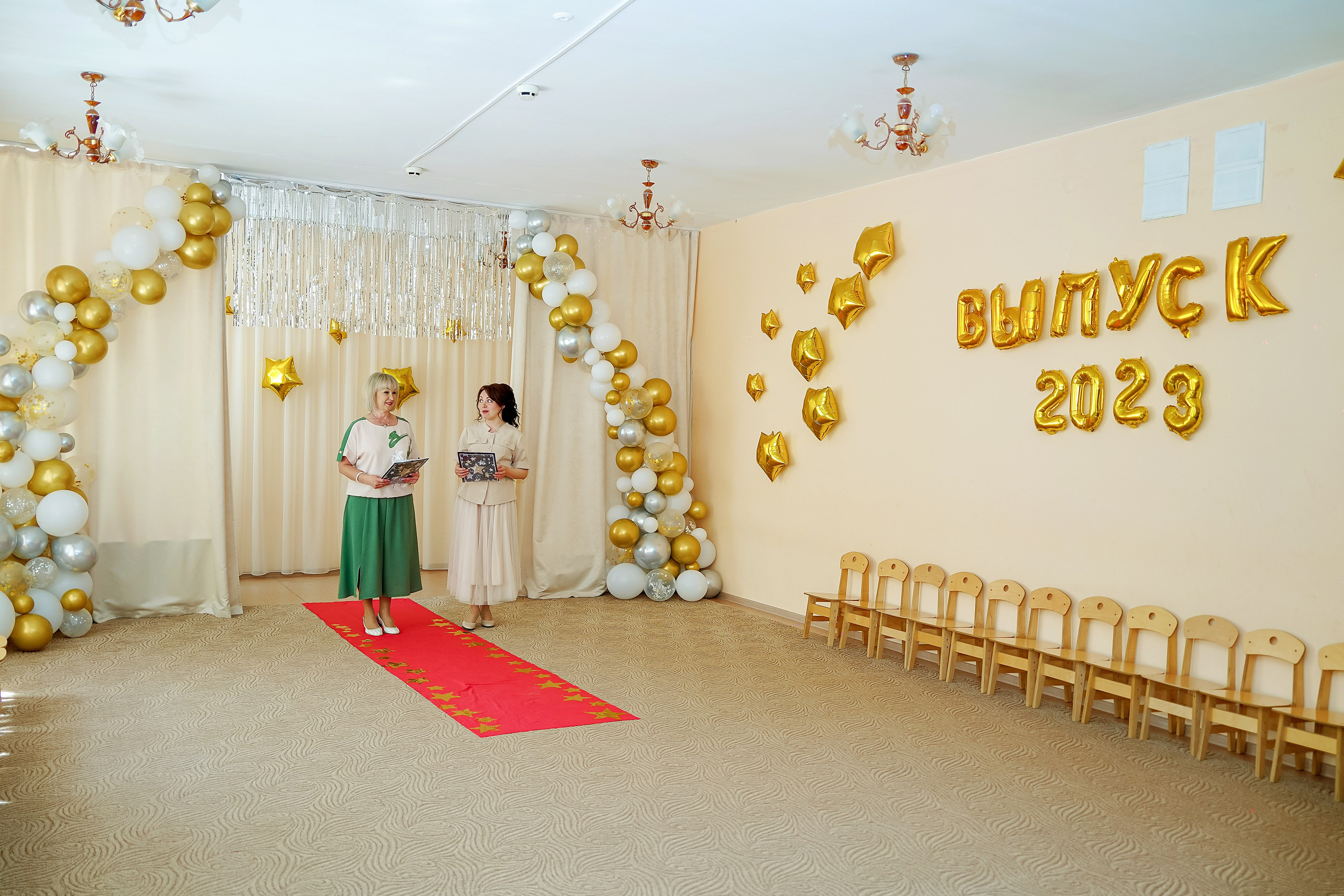 Фотосъемка видеосъёмка фотограф видеооператор новогодних утренников  в. Фотограф, видеооператор Нина Коршунова