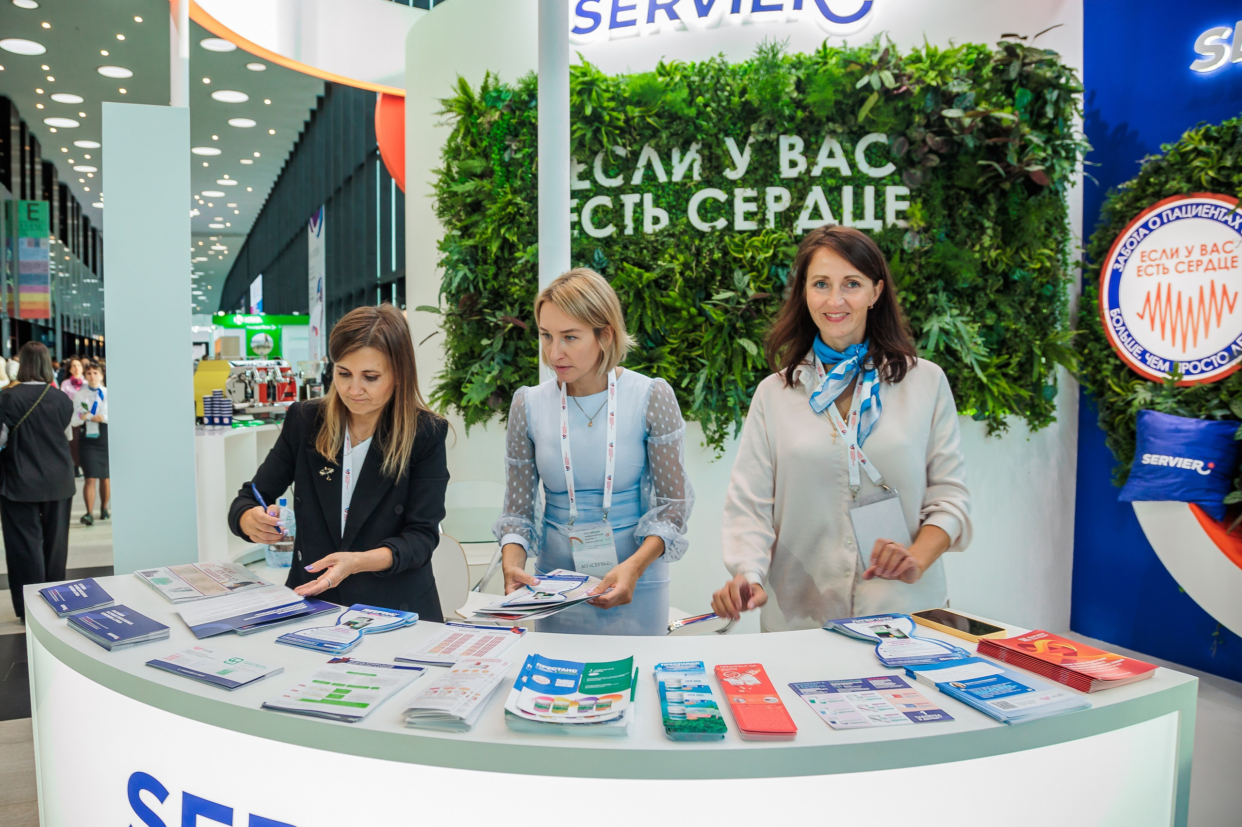 Фотограф на выставку в Спб — заказать в Санкт-Петербурге