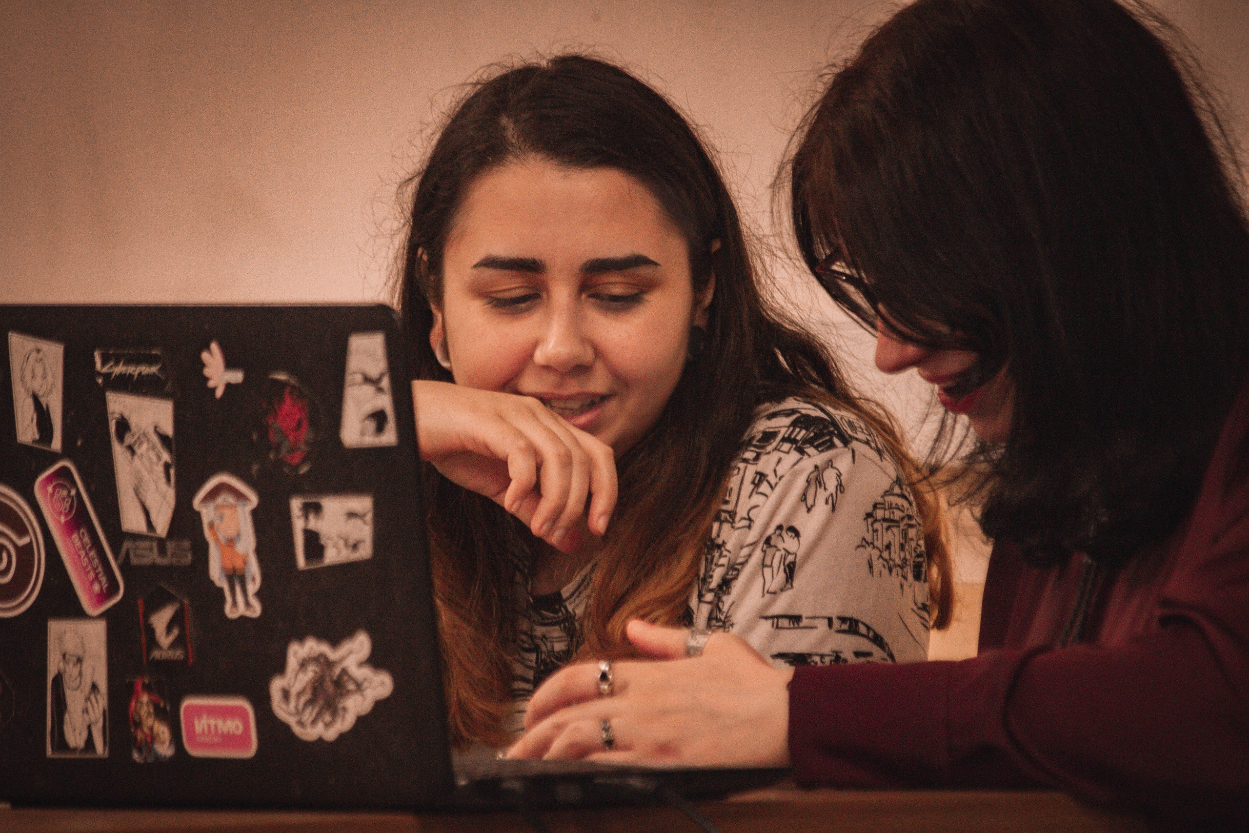 ЖЕНСКИЙ ГЕЙМДЖЕМ — Творческий сбор разработчиц. Создадим шедевр? Виталина и её фотоискусство