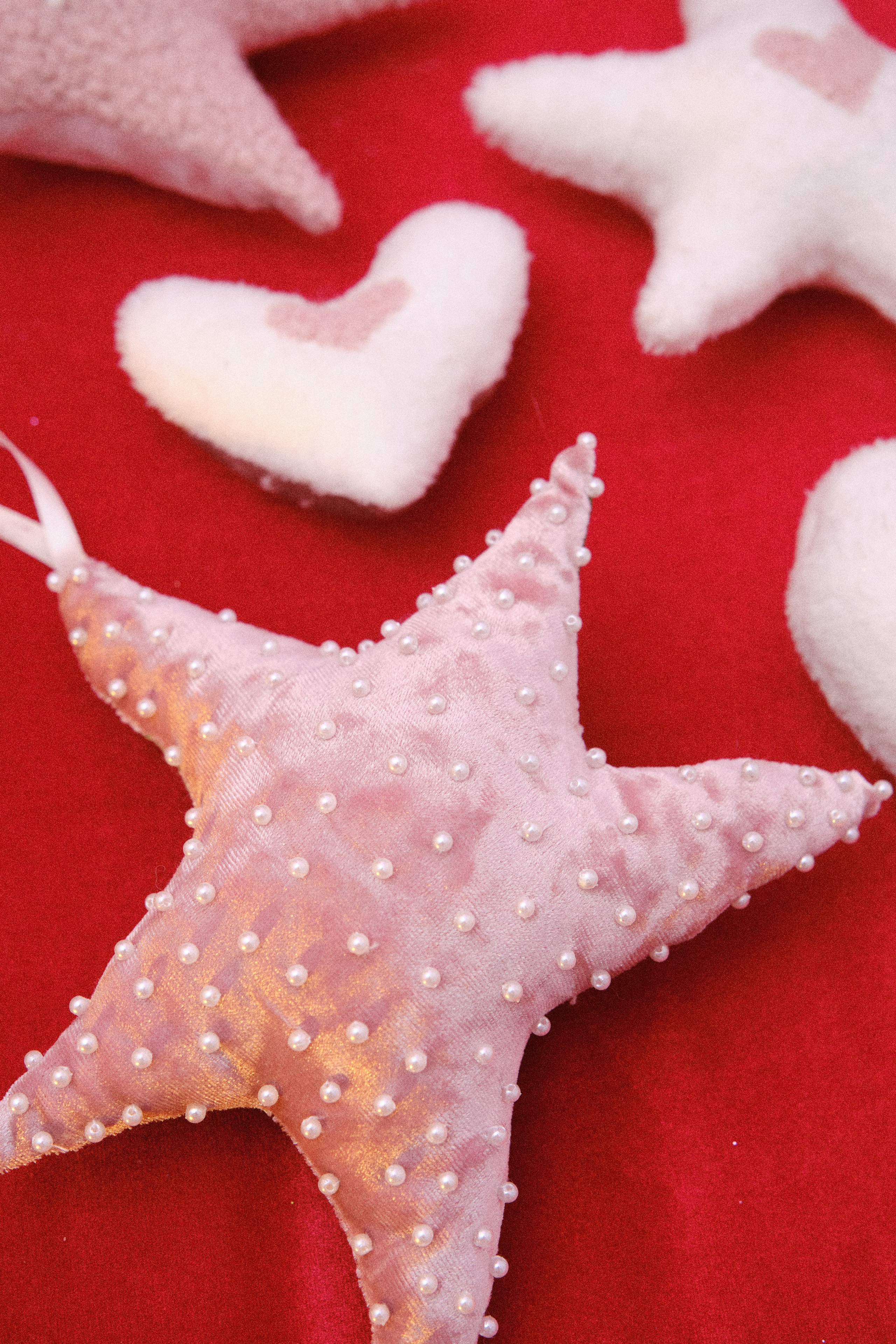 К празднику. Предмет искусства