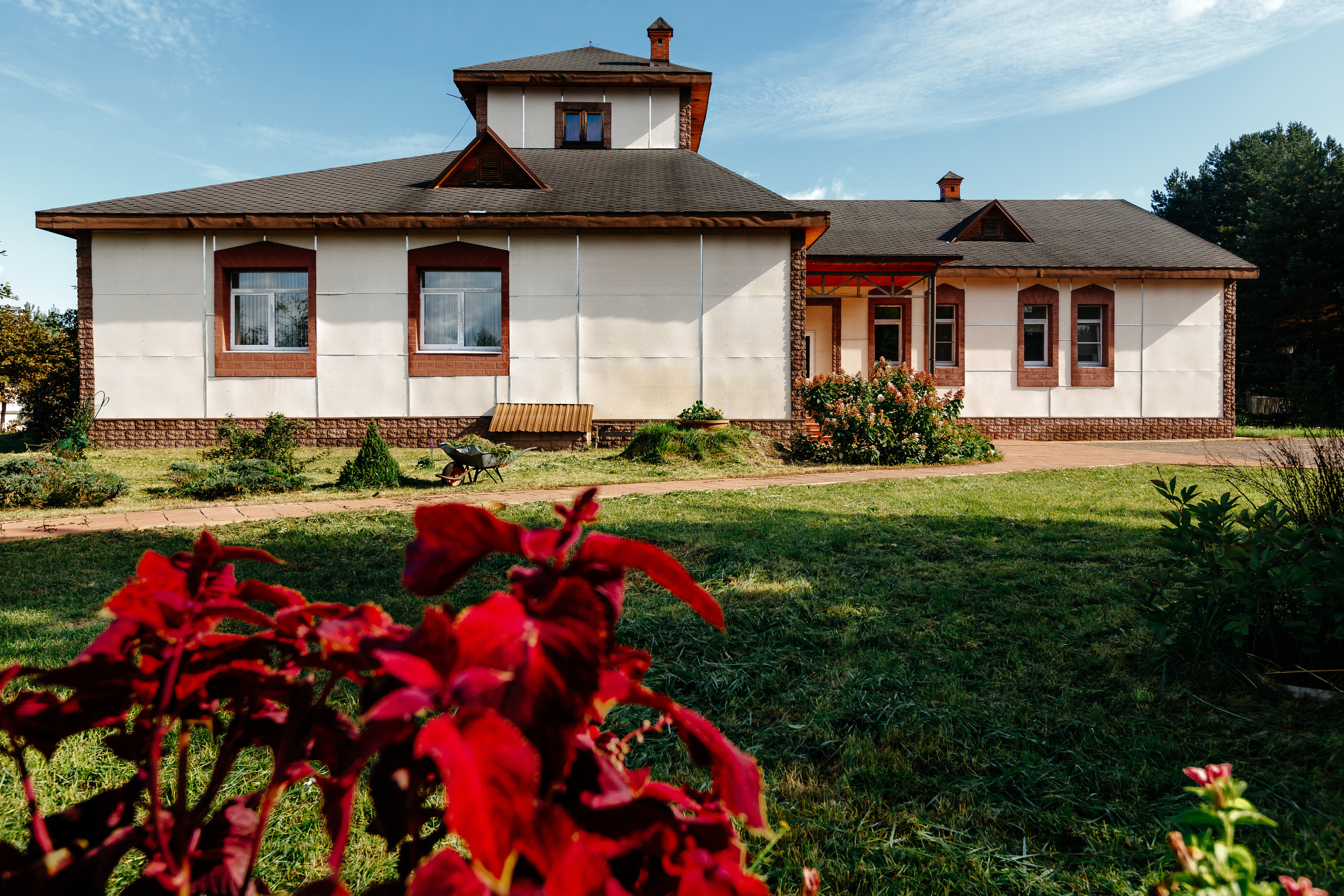 Дом для продажи. Свадебный и семейный фотограф в Твери, Москве, Санкт-Петербурге