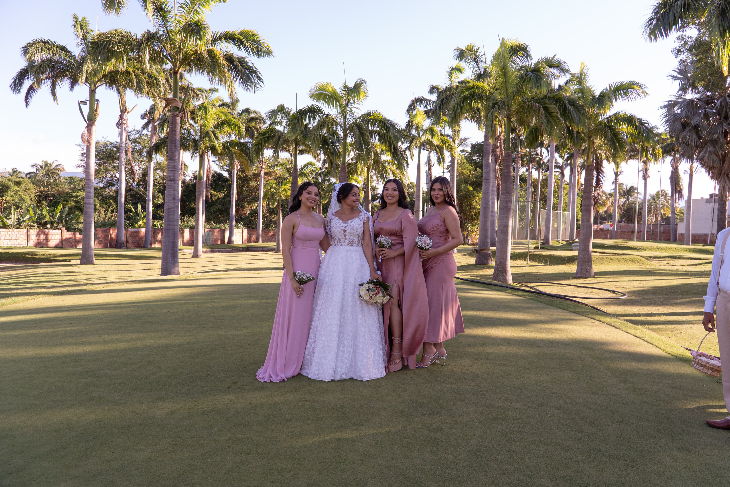 Carola & Gerson. Wedding Photographer in Barcelona and Medellin