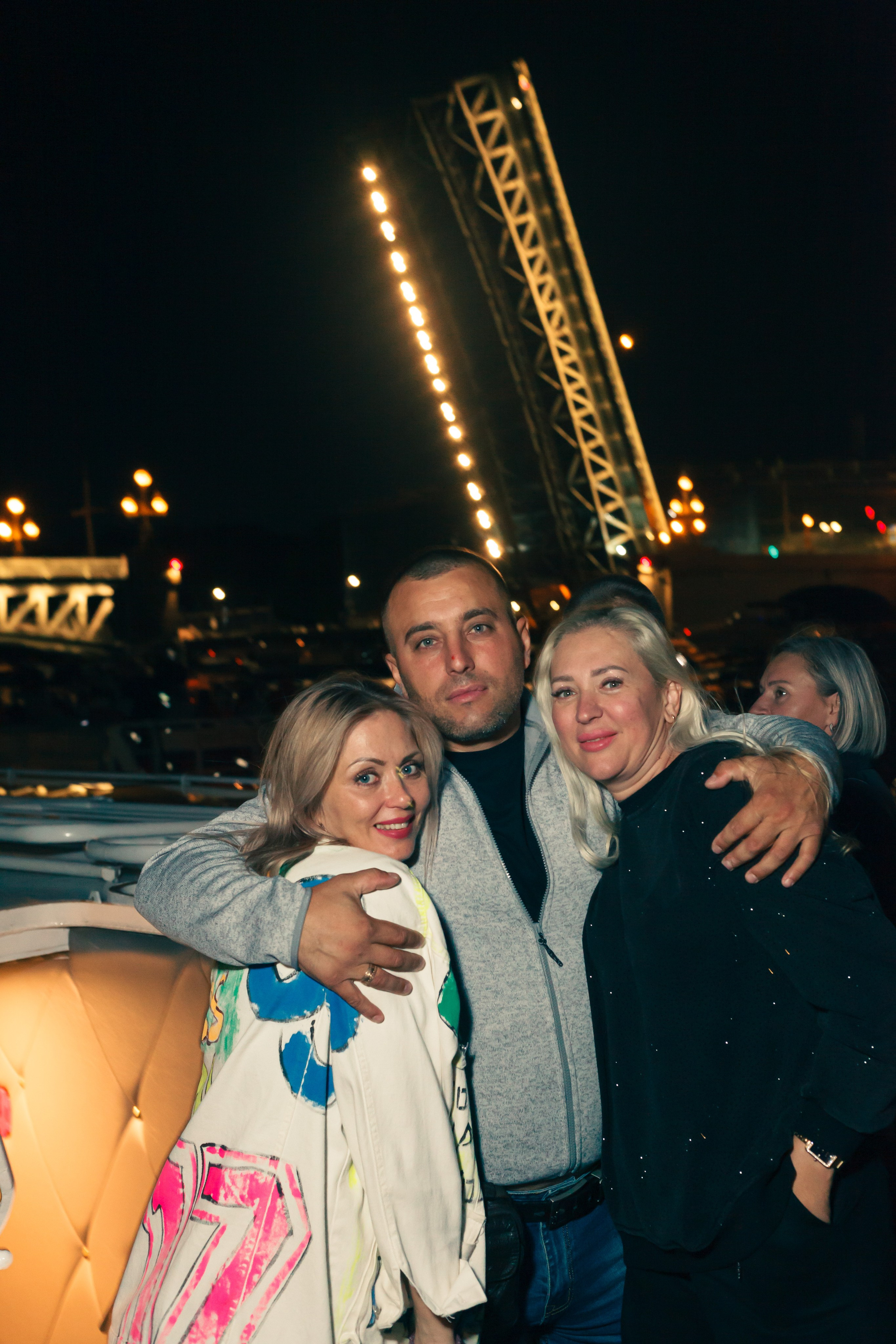 Ночной теплоход. Фотограф в Санкт — Петербурге Валерий Гаухман