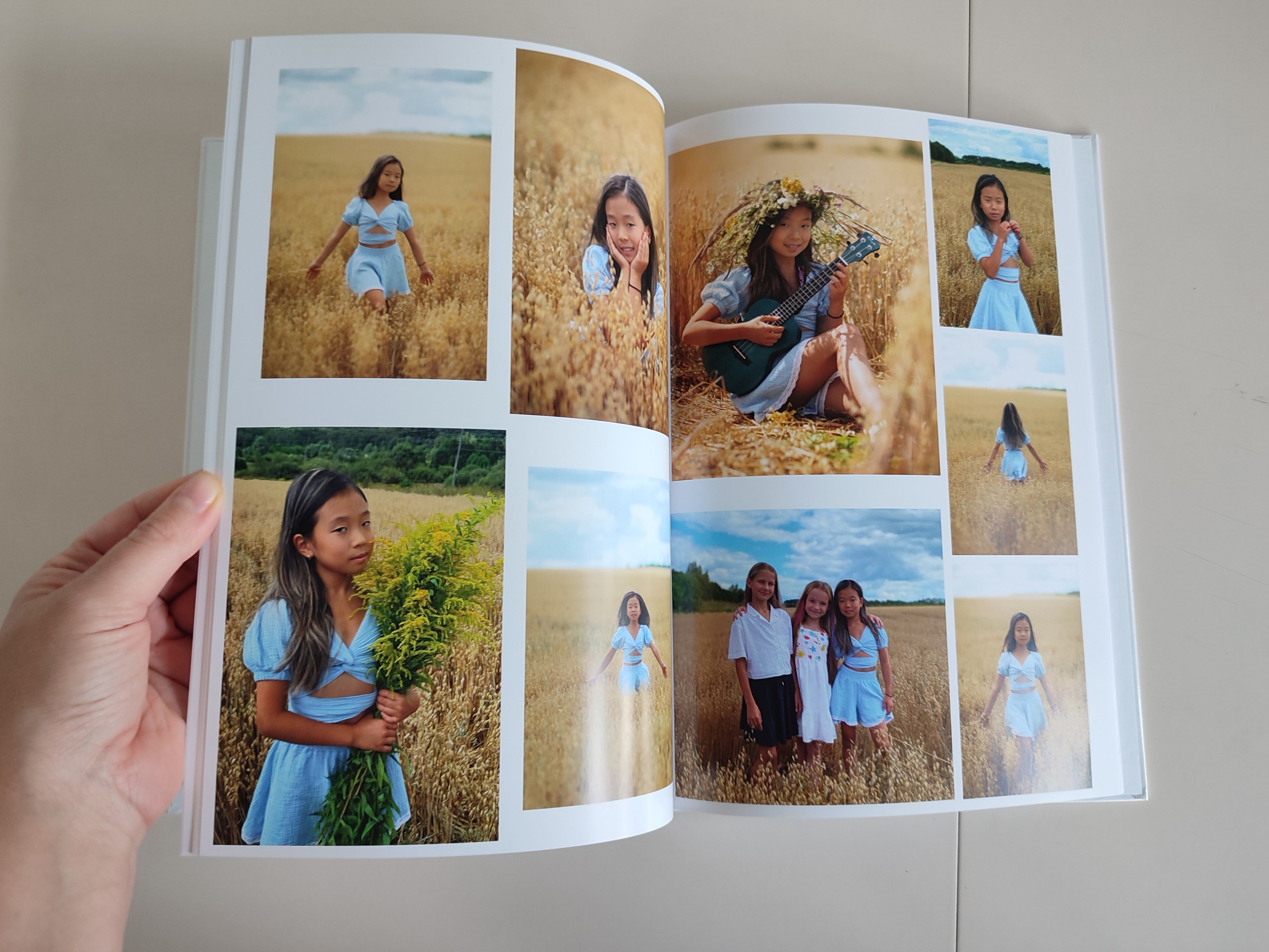 Памятная книга для юной фигуристки. Фотограф Алина Лебедь