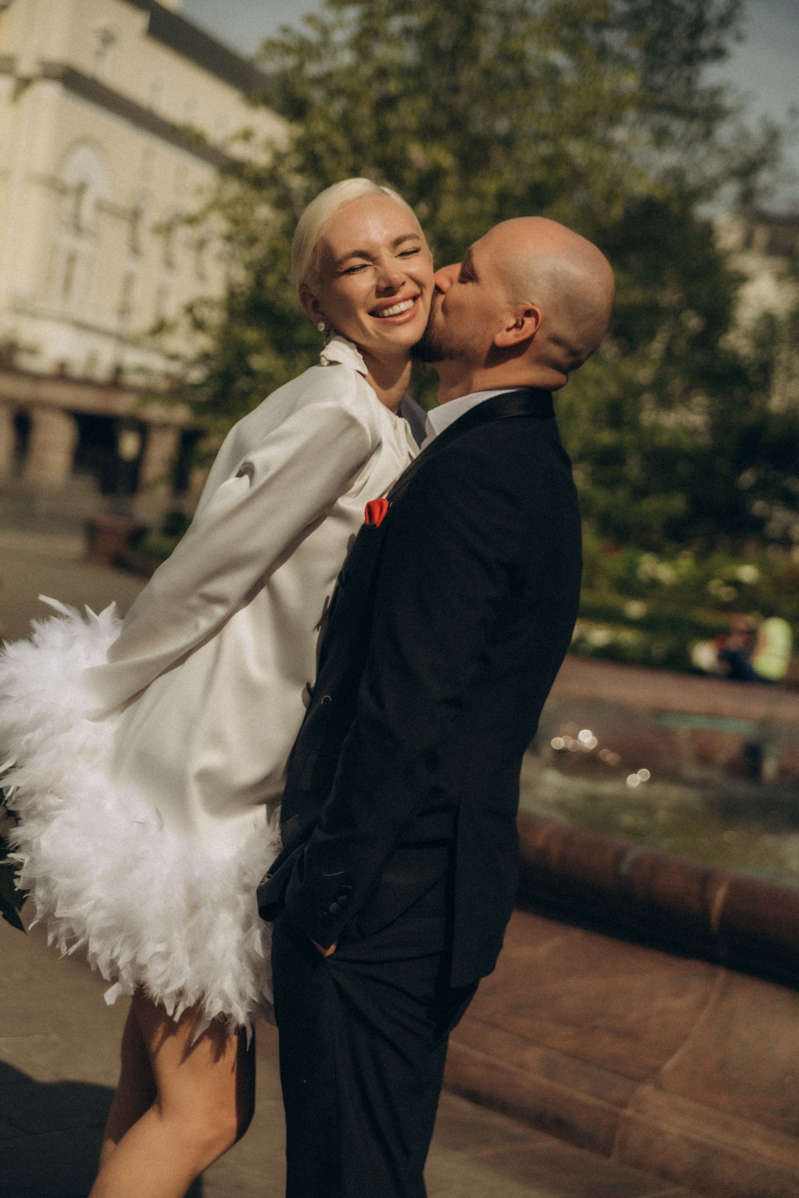 Прогулка у Большого театра. Гаврилова Настя семейный фотограф lifestyle в Москве
