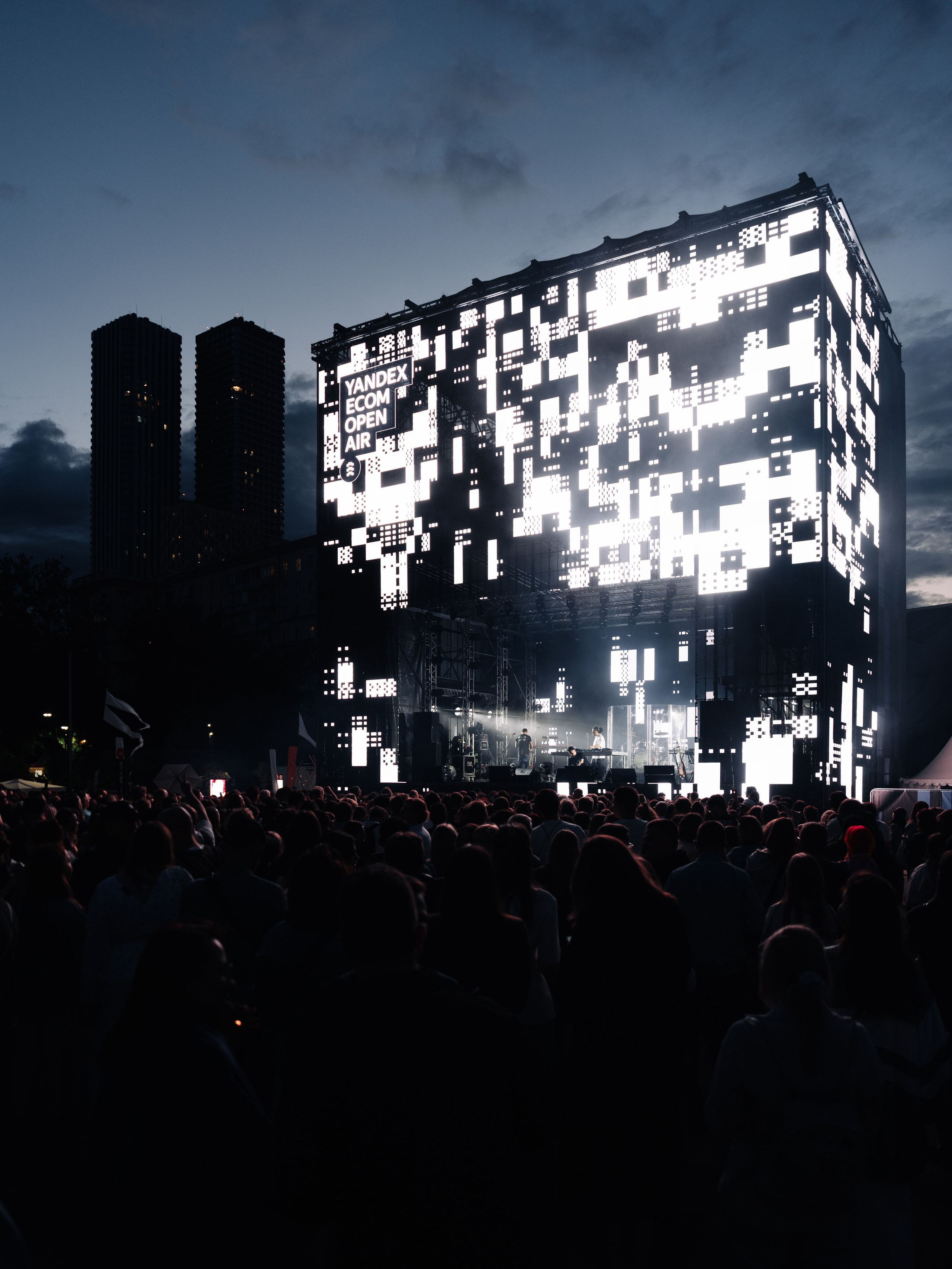 YANDEX ECOM STAGE, FORMATE. @tomrus: Рустам Шагиморданов — фотограф