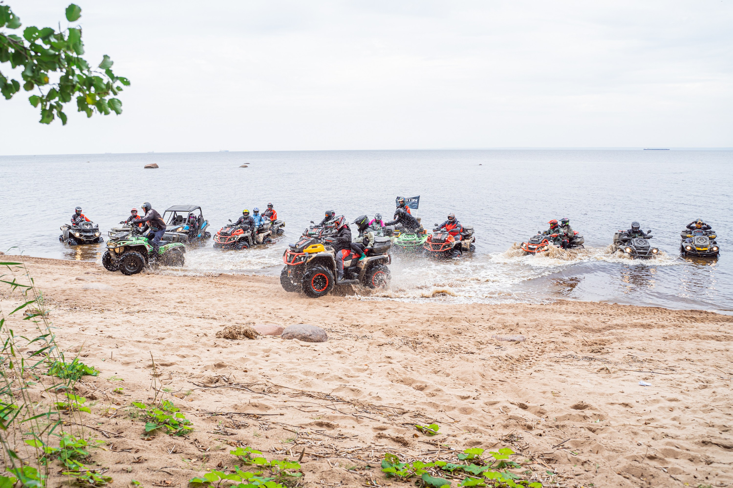 Квадровыезд —спортивный репортаж в Ленинградской области. Свадебный, семейный, портретный, репортажный фотограф в Санкт-Петербурге