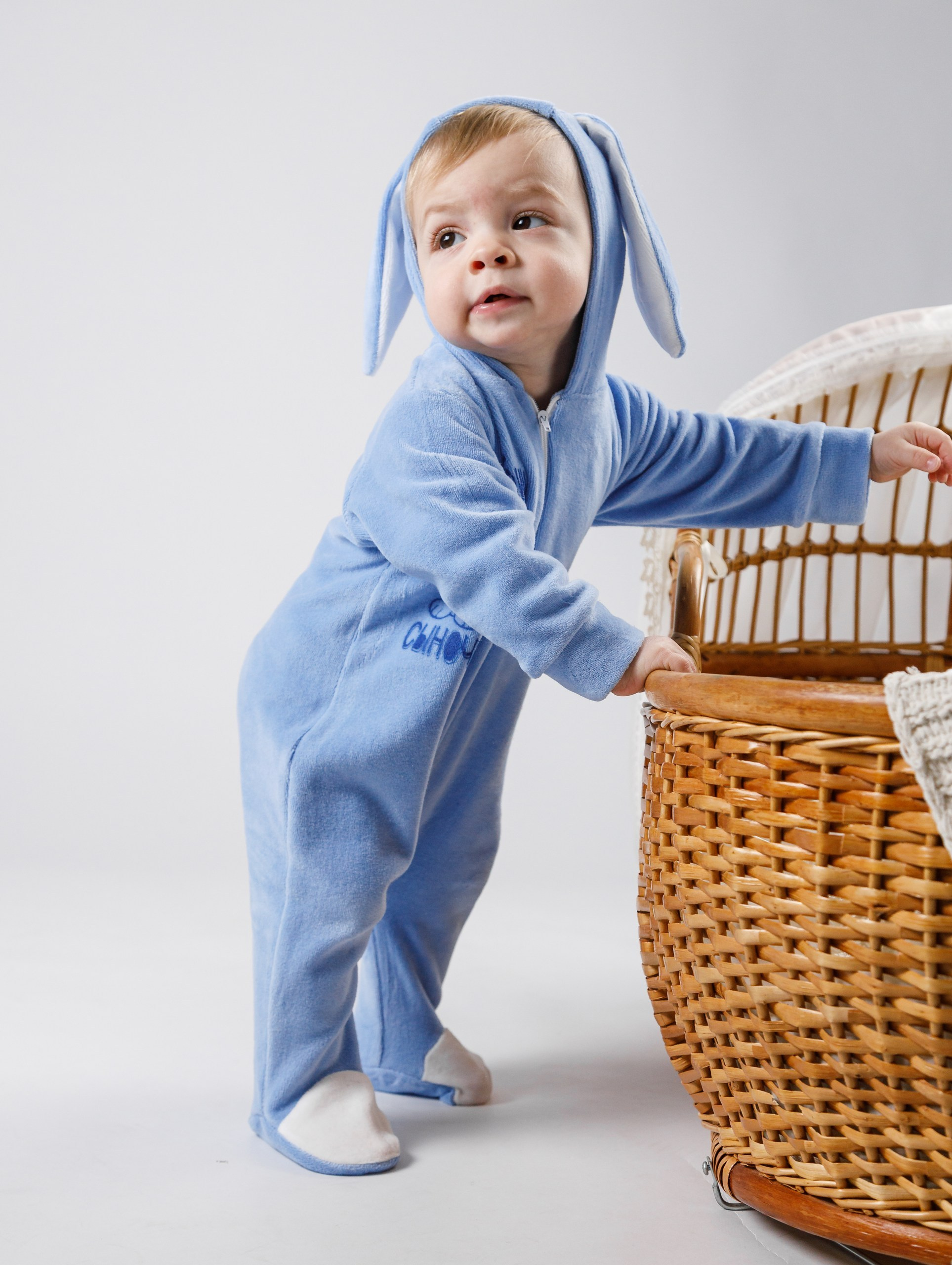 Съемка детской одежды и обуви на модели сайтов, маркетплейсов, WB, Ozon, Яндекс Маркет и др. Студия коммерческой съемки ХВОЯ