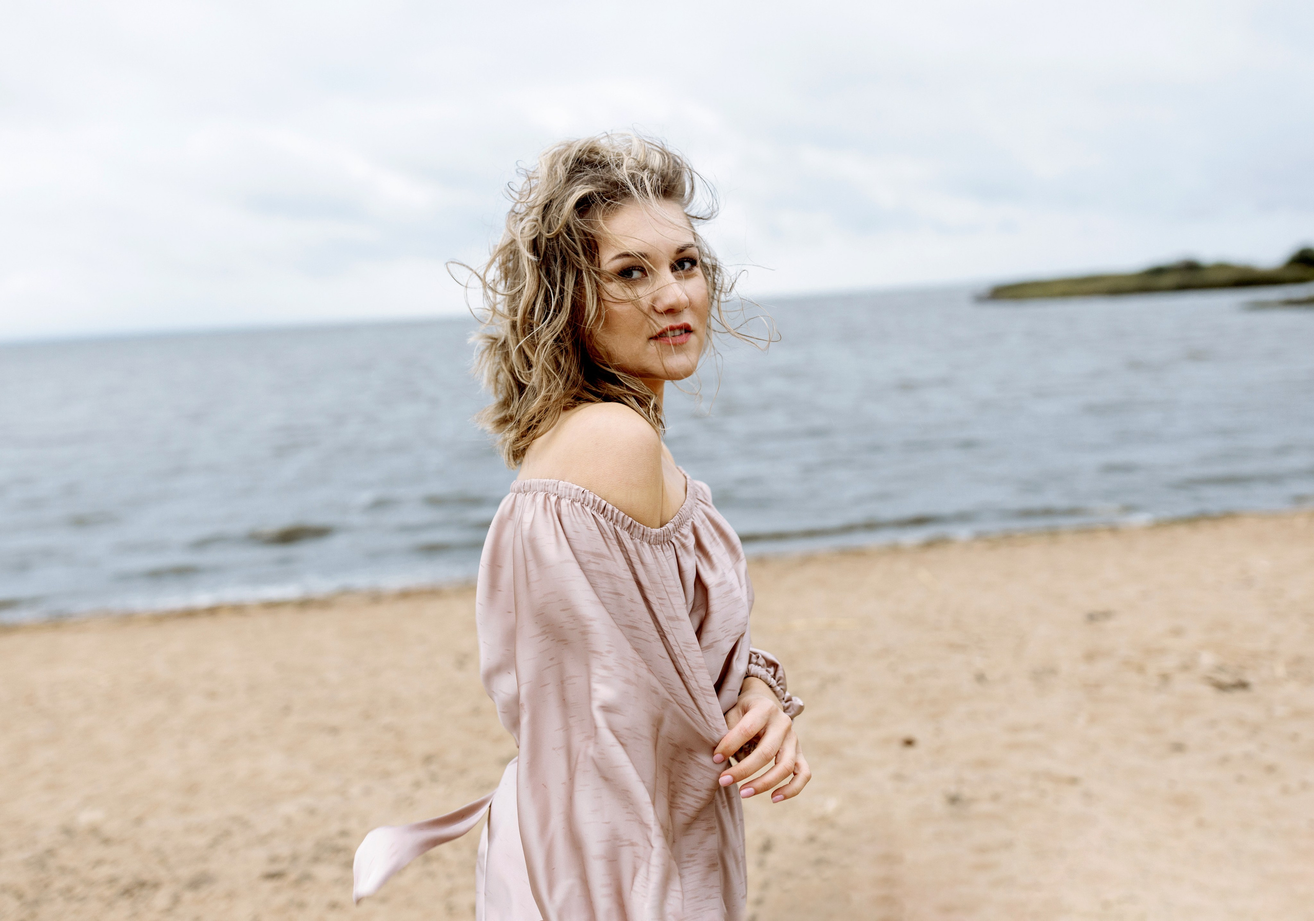 В Петербурге сегодня ветрено. Фотограф в Санкт-Петербурге Знаменская Ирина