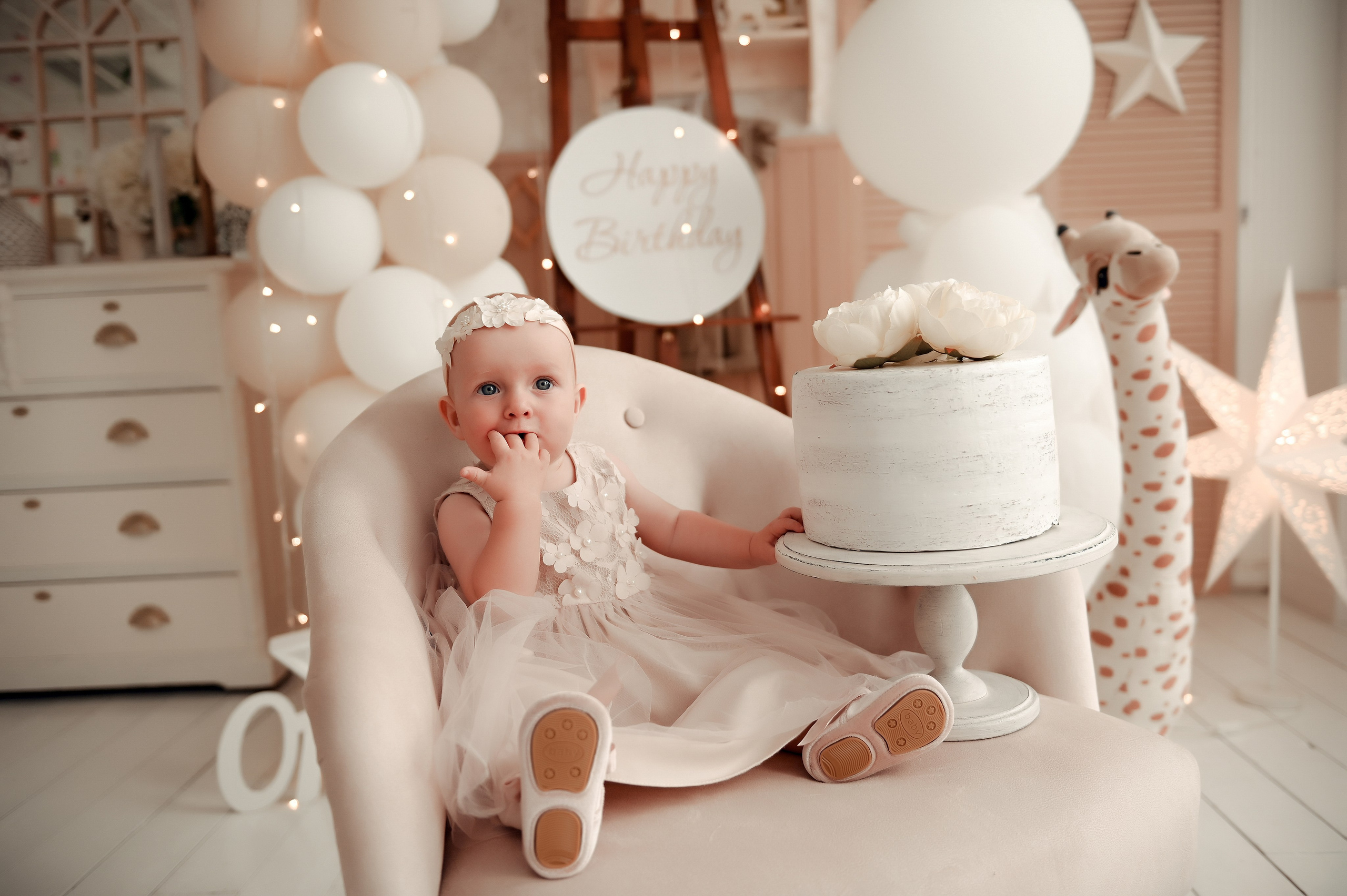 Студийные семейные, детские, индивидуальные фотосессии. Свадебный, семейный, детский, контент фотограф в Омске Максим Ильин