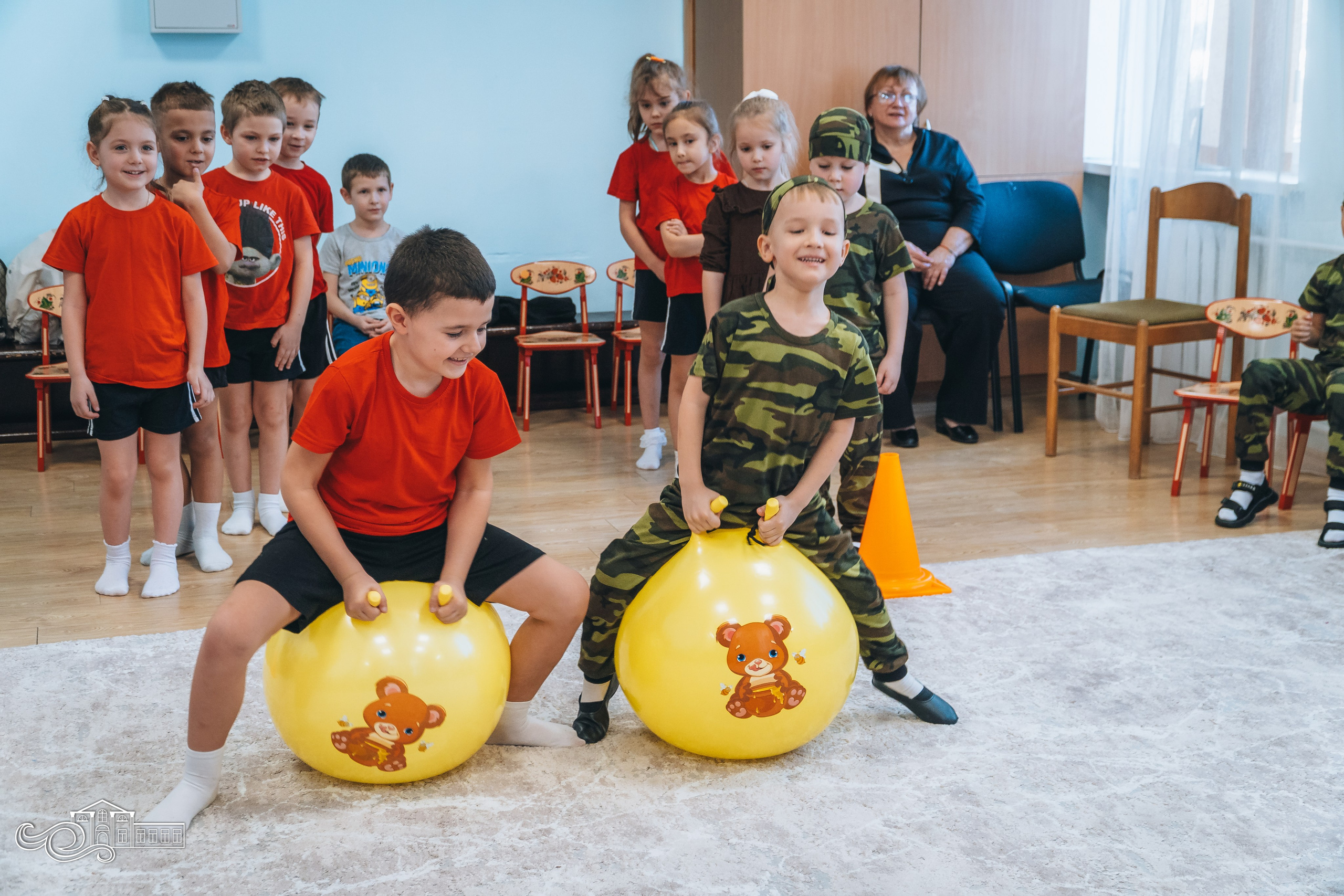 «А ну-ка, парни». Новотитаровский Дом культуры