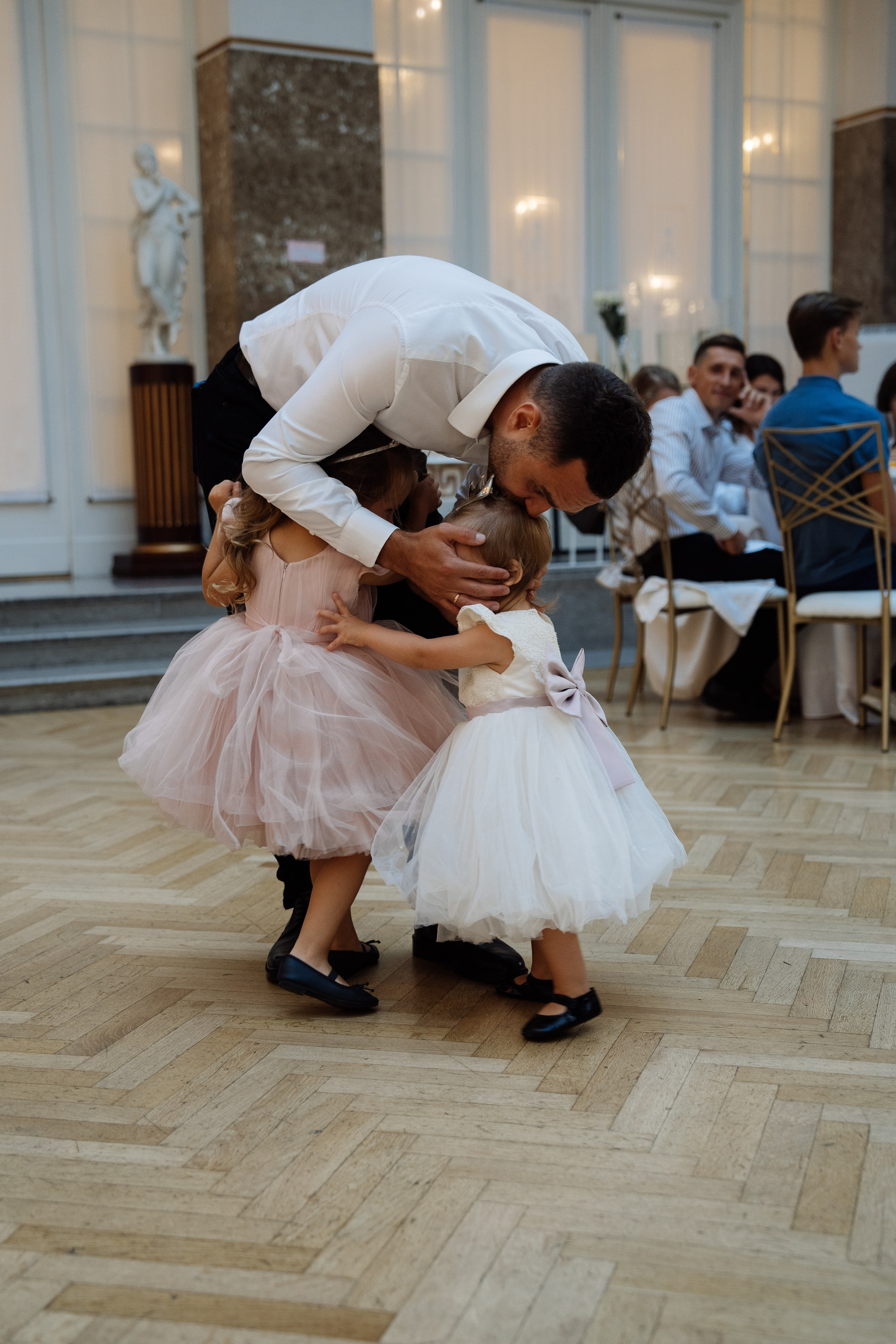Свадьба в астории. Свадебный фотограф организатор в Санкт-Петербурге Ассоль Опарина
