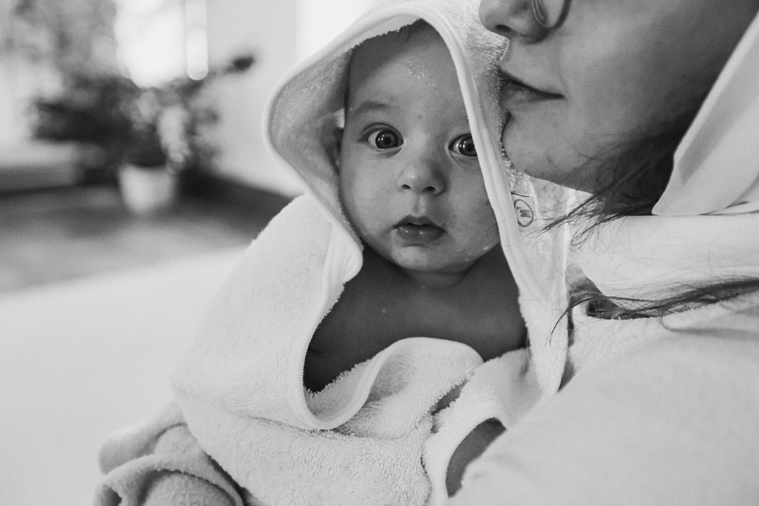 Крещение церковь около моста влюбленных. Семейный фотограф Тюмень, фотограф на роды Салмина Мария