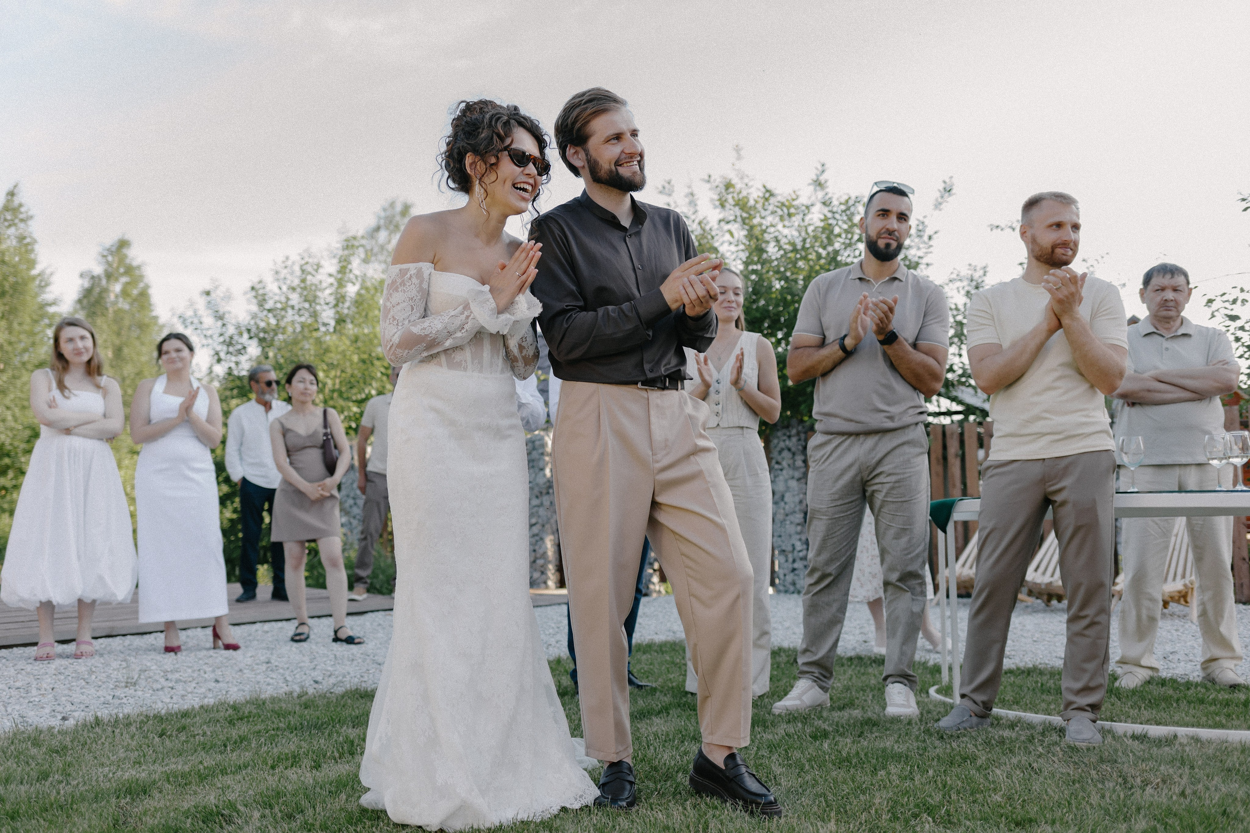 Плюс тридцать градусов на лужайке. Фотограф Андрей Куськало