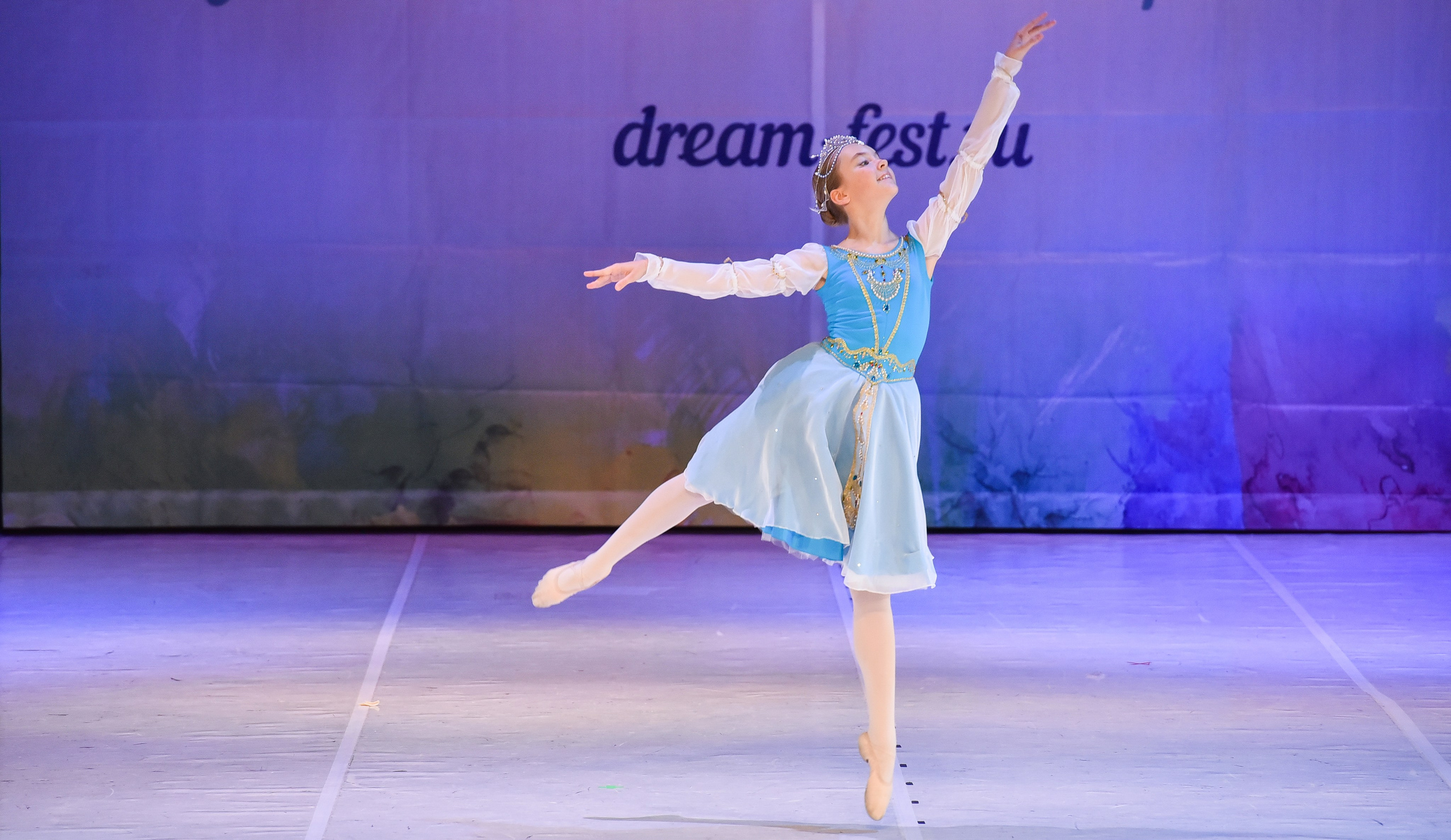 30.11.2024 Фестивальное движение «Шаг к мечте» Москва. Медиастудия Фото Концепт