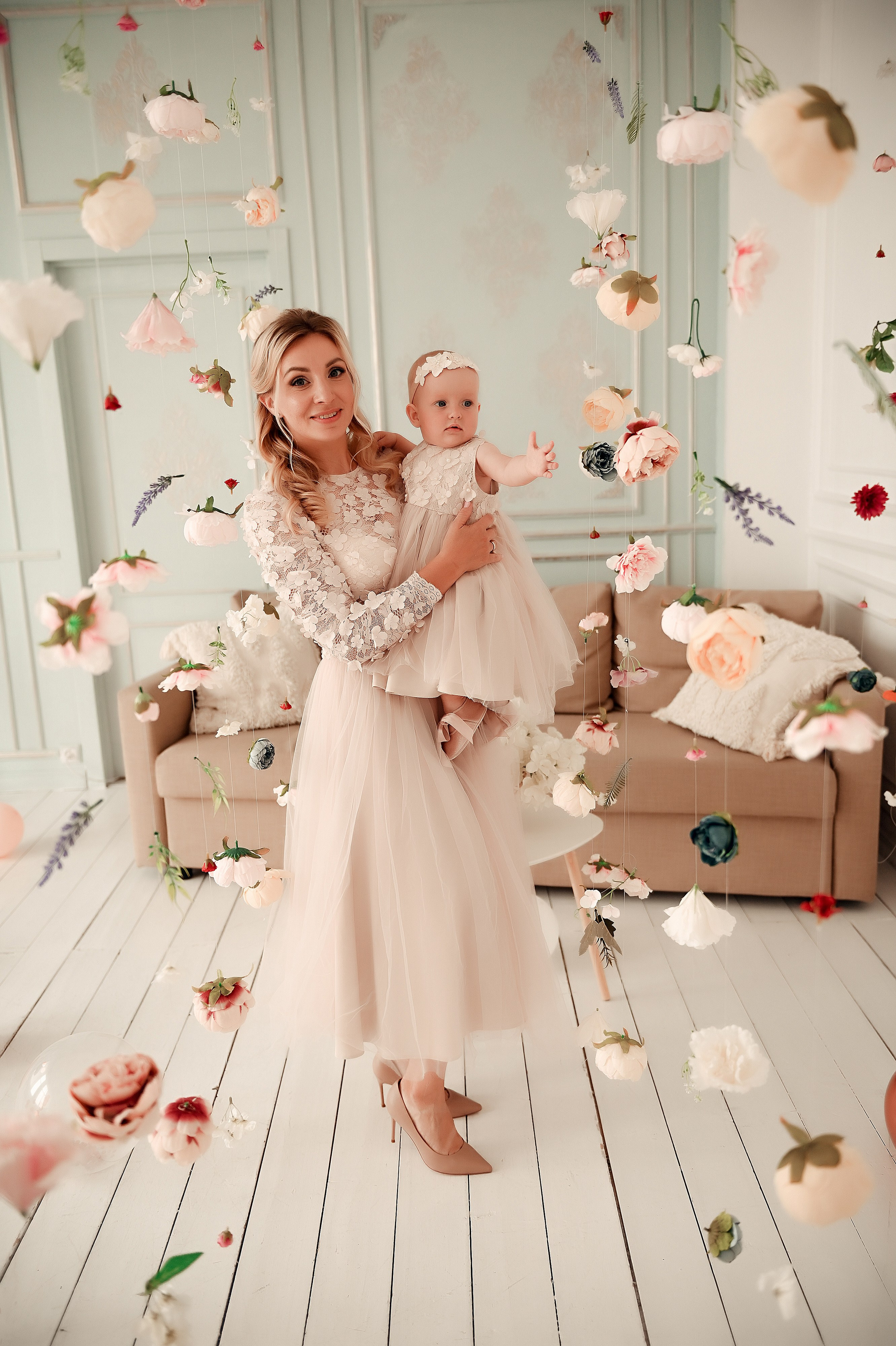 Семейная на 1 годик. Свадебный, семейный, детский, контент фотограф в Омске Максим Ильин