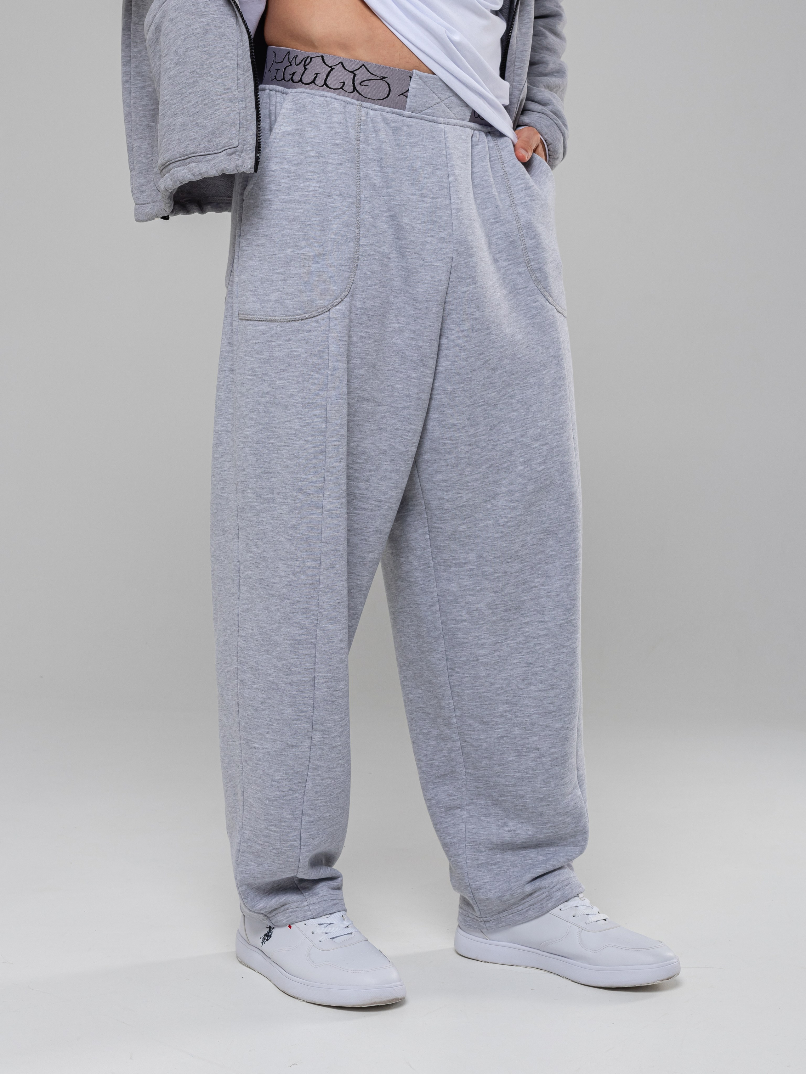 Худи и штаны. Фотограф в Краснодаре Арина Кудряшова