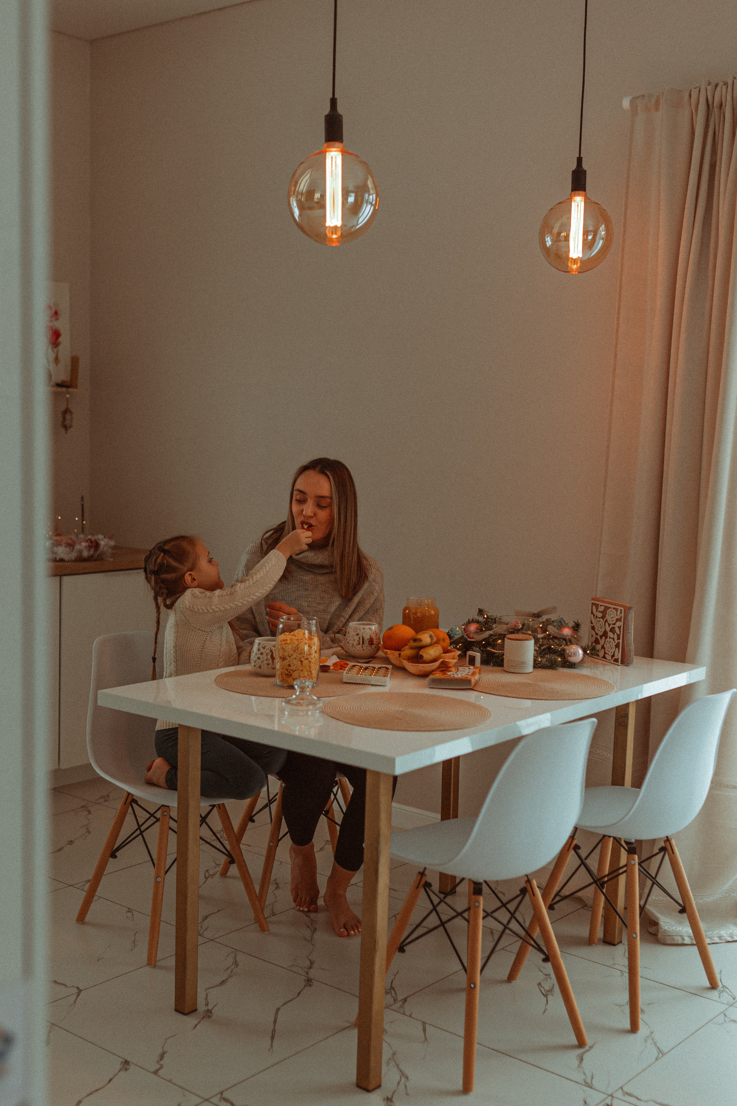 Даша и Арина. Семейный фотограф lifestyle в Новосибирске Елена Шпилевая