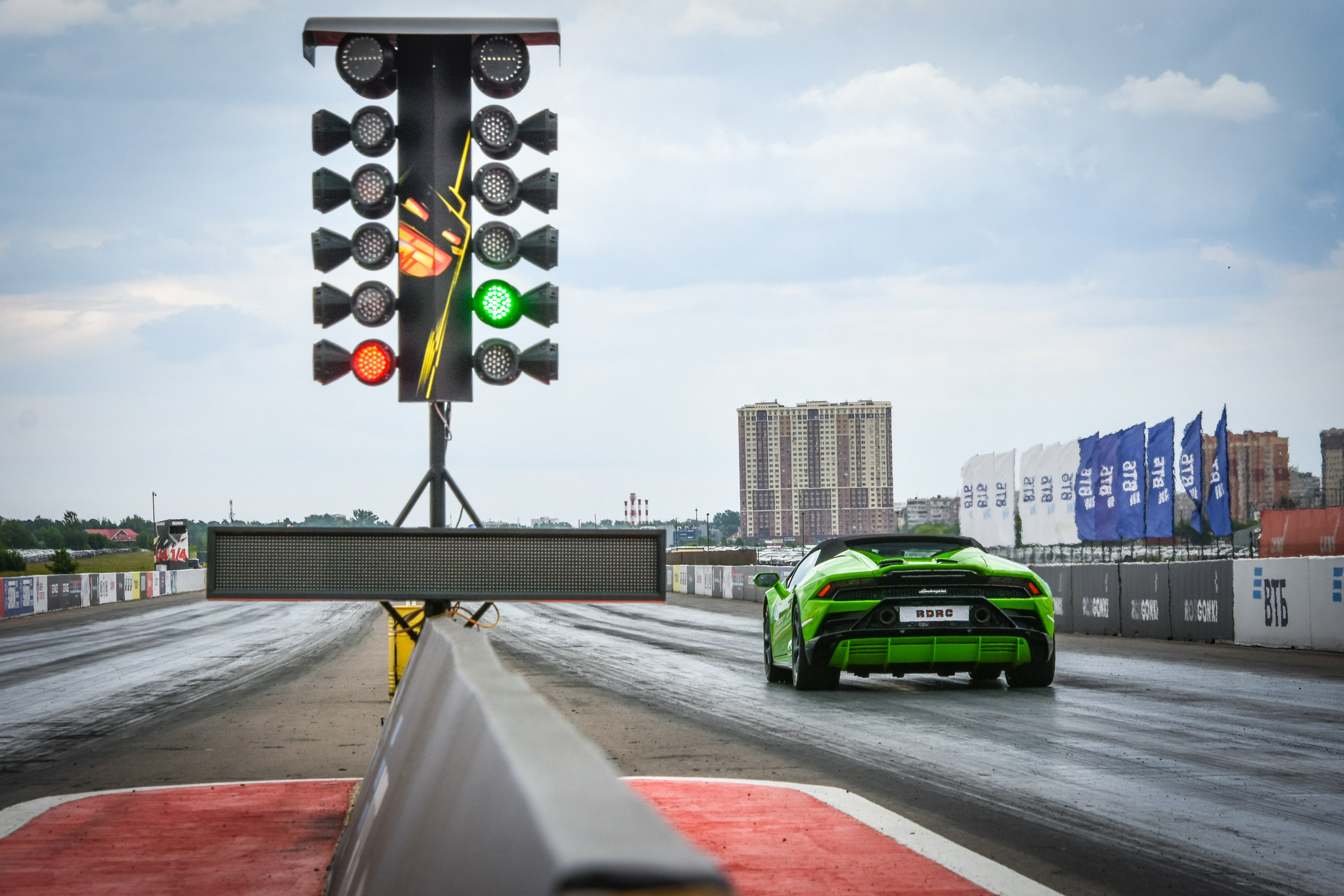 Unlim Fest 2025. AlexFecto — галереи фотографий