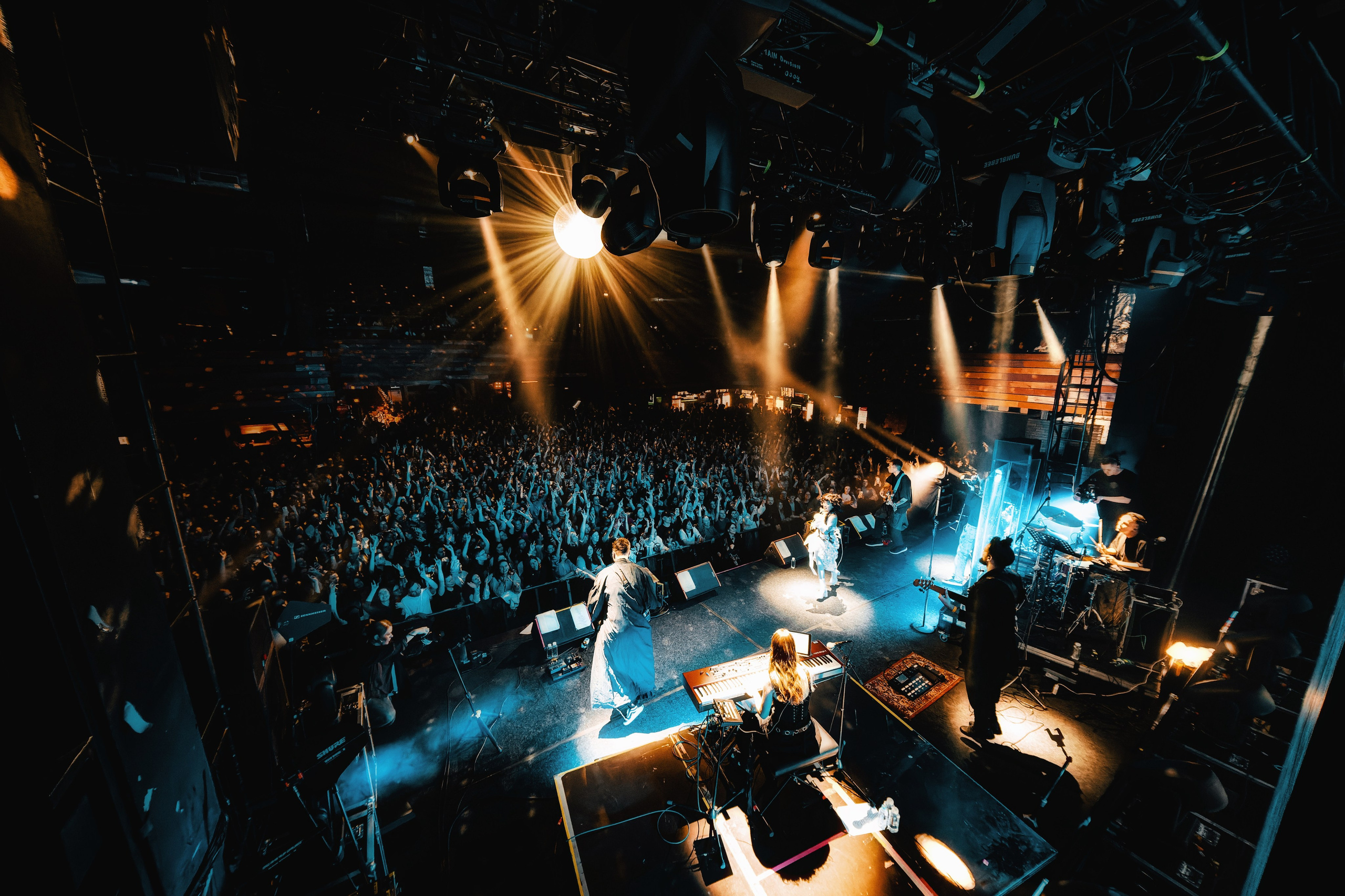 Green Apelsin в клубе Base 3.05.2024. Репортажный фотограф и видеограф в Москве