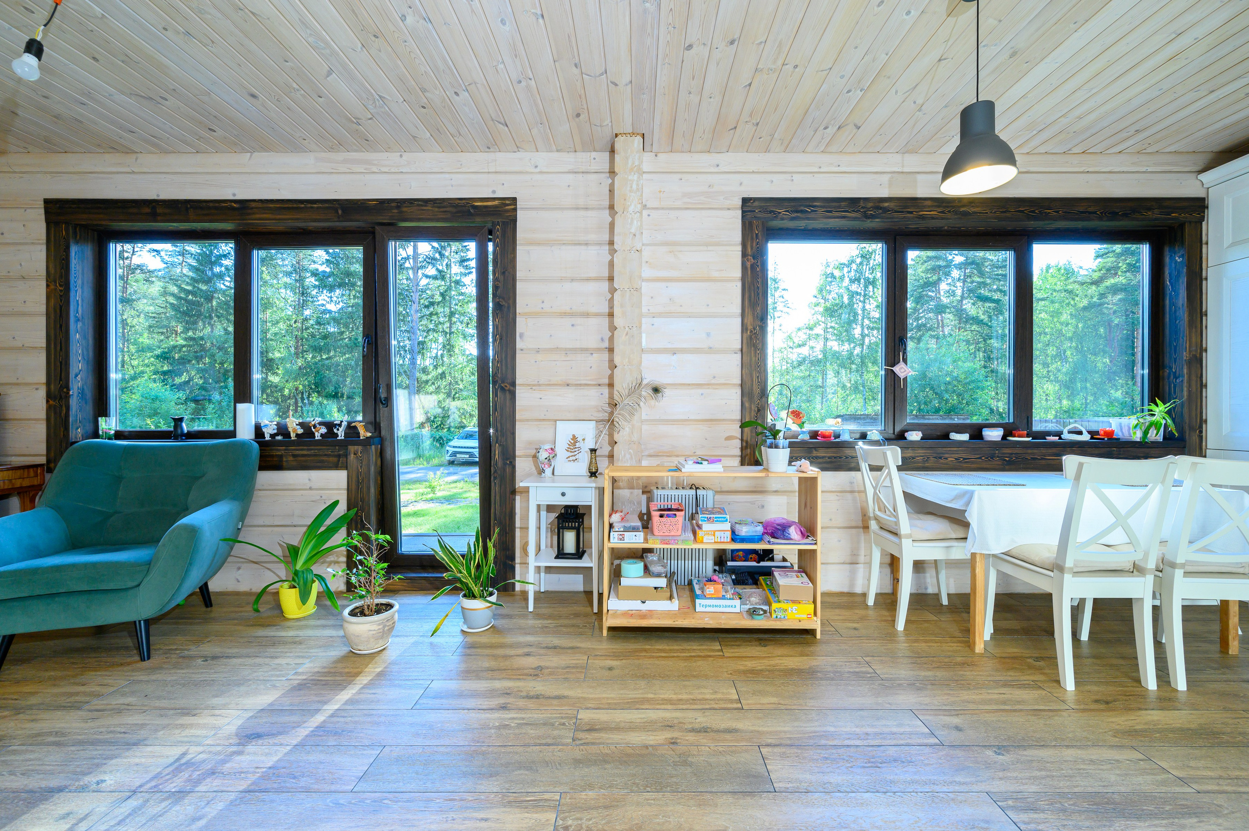 Дом на продажу в Ленинградской области. Интерьерный фотограф. Фото- видеосъемка недвижимости Санкт-Петербург