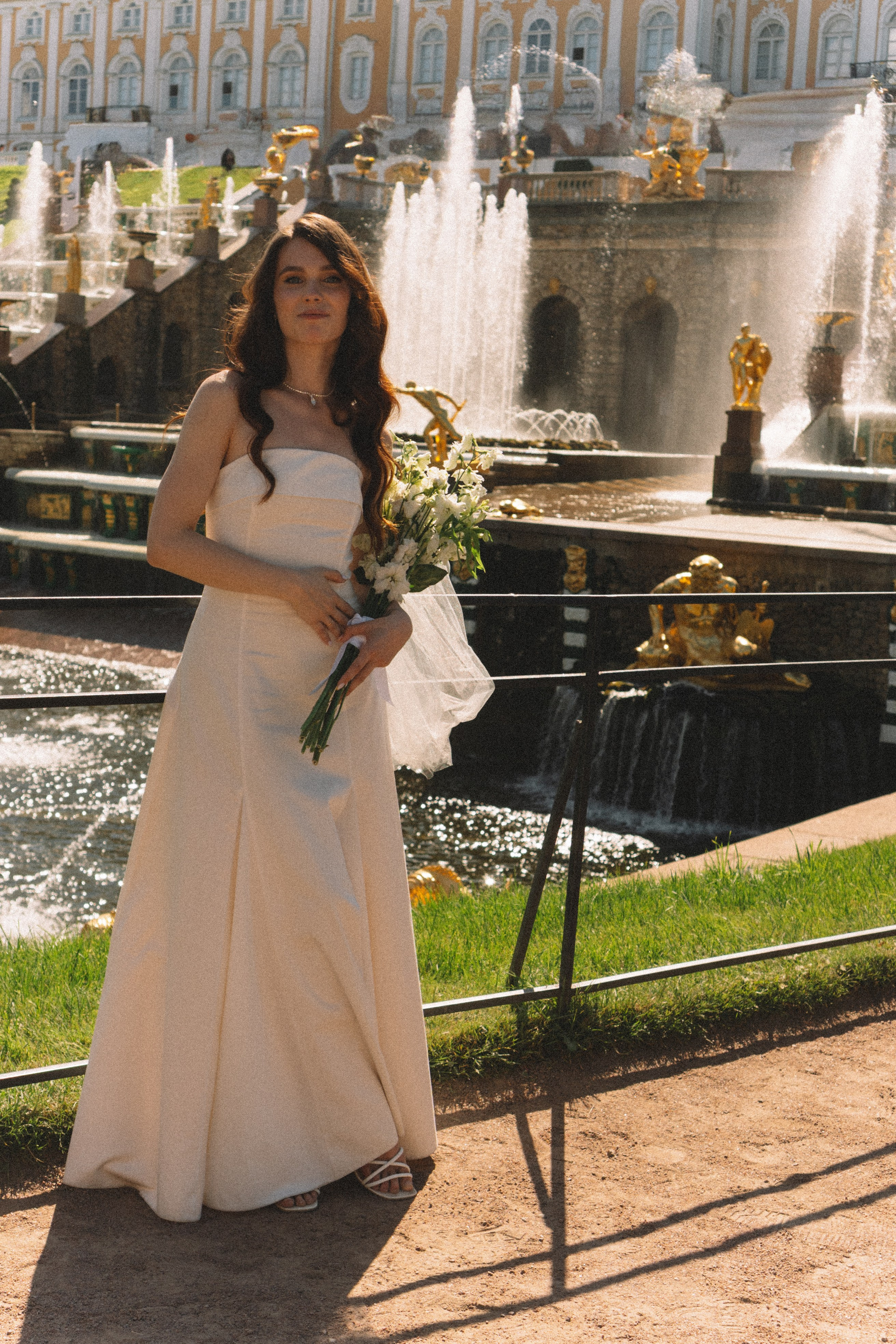 СВАДЕБНАЯ СЬЕМКА В ПЕТЕРГОФЕ И СЬЕМКА РЕПОРТАЖА В ЗАГСЕ ПЕТЕРГОФА. Профессиональный фотограф, Санкт-Петербург — Виктория Богомолова