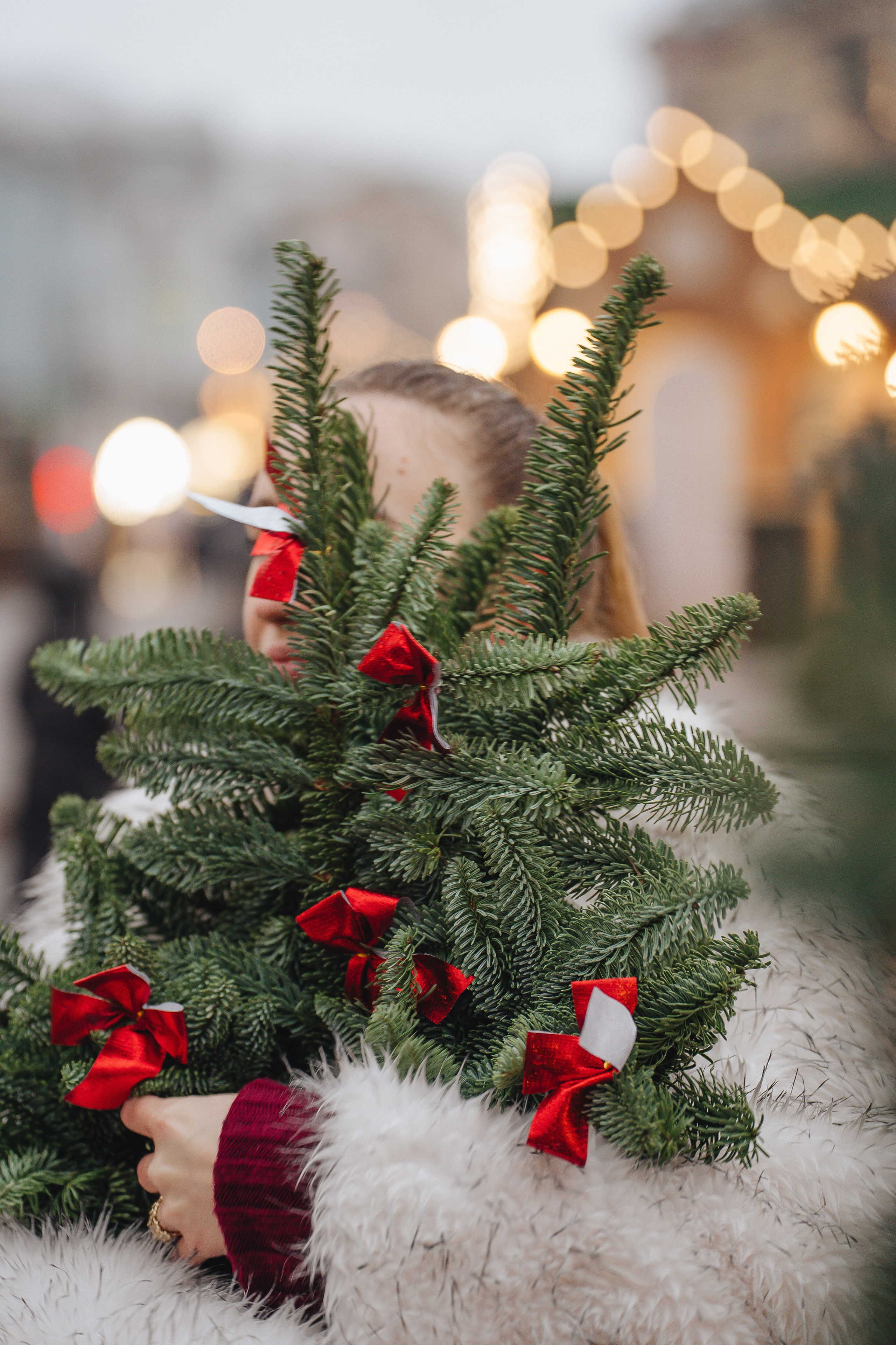ПРОГУЛКА НА МАНЕЖНОЙ ПЛОЩАДИ ДЛЯ ДЕВУШКИ ПЕРЕД НОВЫМ ГОДОМ (НОВОГОДНЯЯ ФОТОСЕССИИЯ НА МАНЕЖНОЙ ПЛОЩАДИ). Профессиональный фотограф, Санкт-Петербург — Виктория Богомолова